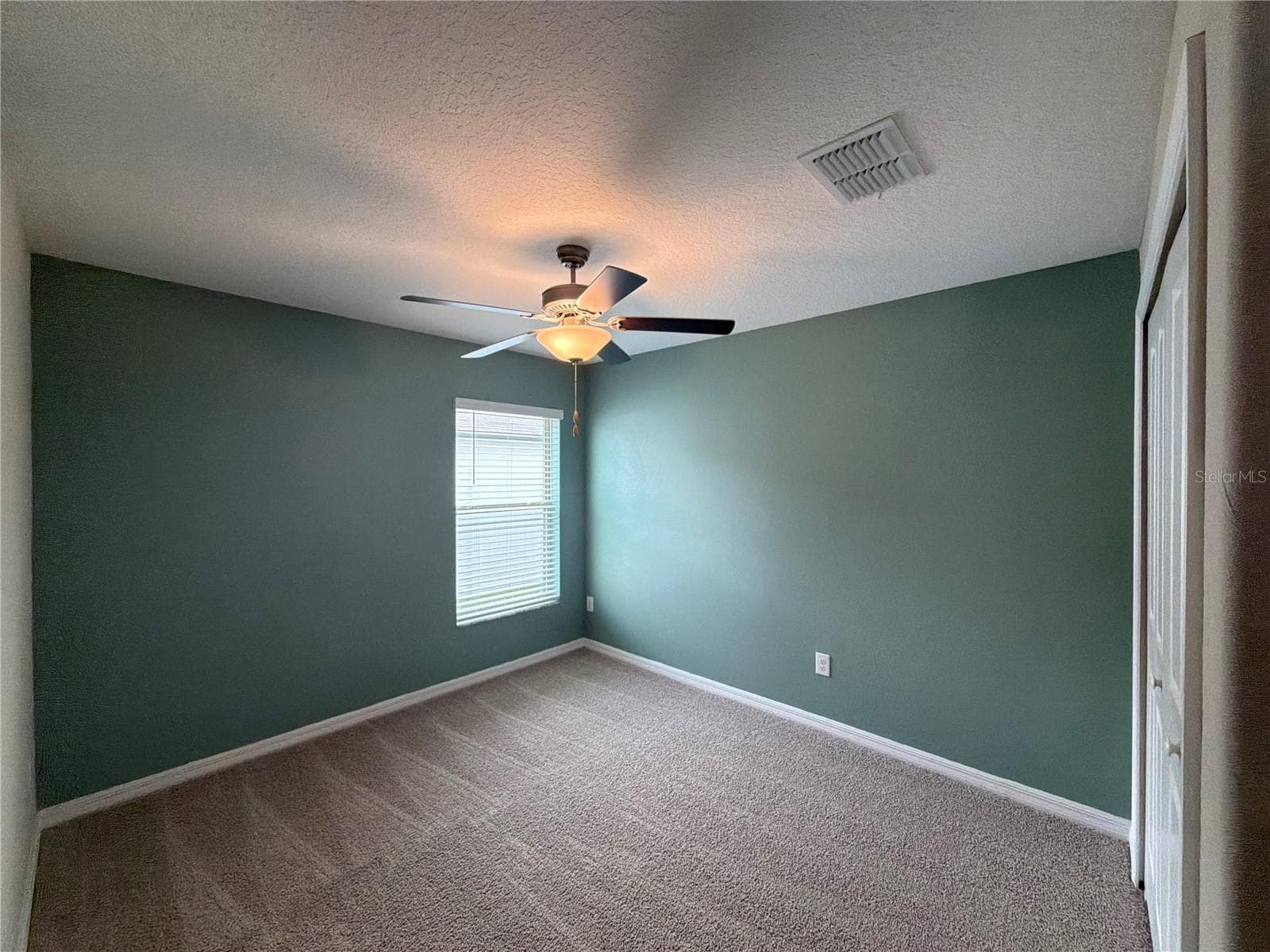 Single Family Residence at 39938 HARMON GROVE CT, ZEPHYRHILLS, photo 20 of 37