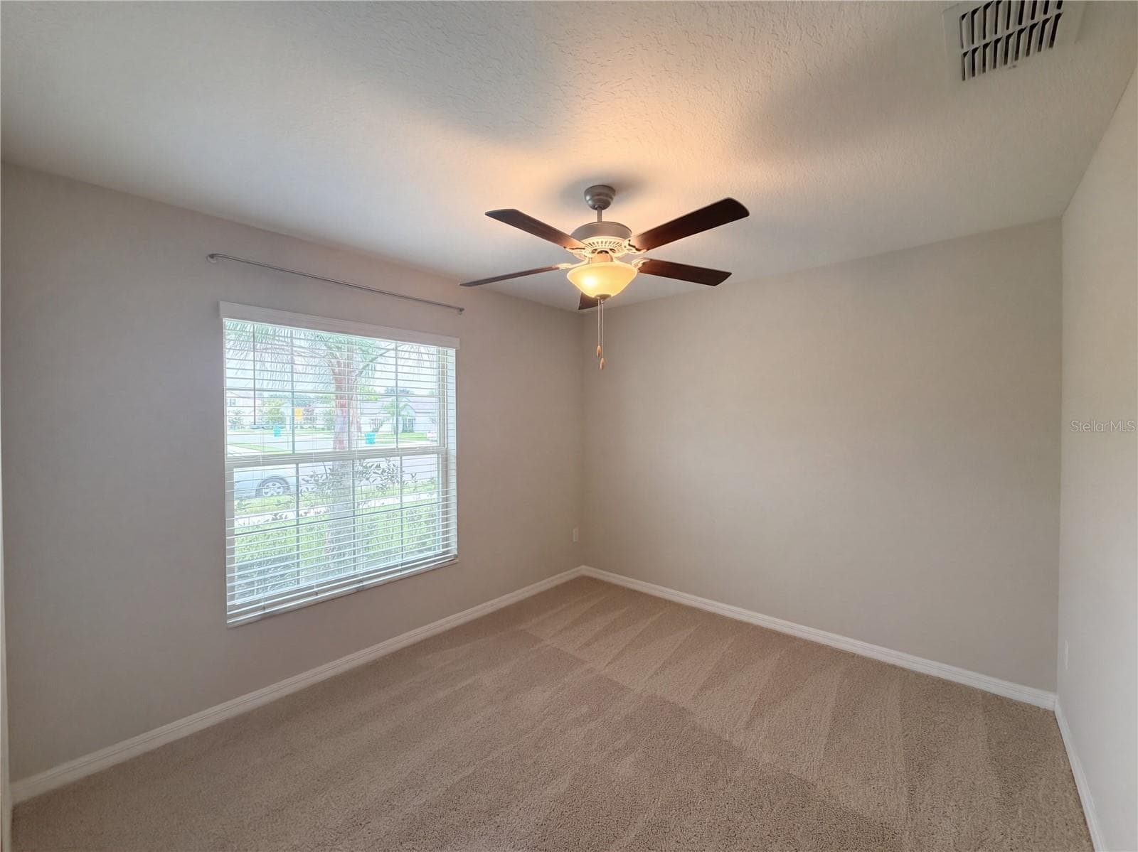 Single Family Residence at 39938 HARMON GROVE CT, ZEPHYRHILLS, photo 23 of 37
