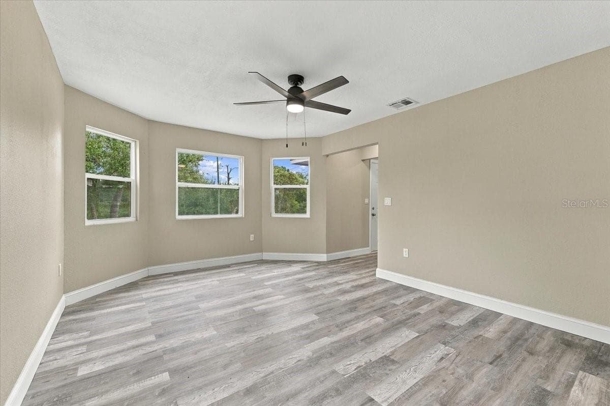 Single Family Residence at 141 3RD AVE, BABSON PARK, photo 10 of 52