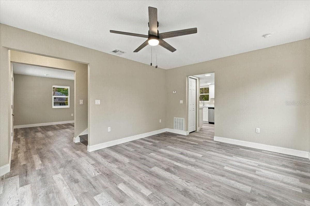 Single Family Residence at 141 3RD AVE, BABSON PARK, photo 13 of 52