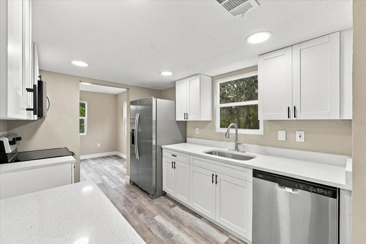 Single Family Residence at 141 3RD AVE, BABSON PARK, photo 15 of 52