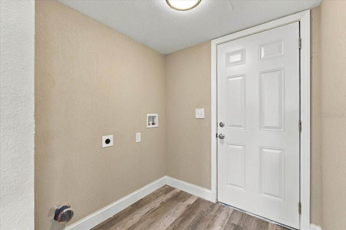 Single Family Residence at 141 3RD AVE, BABSON PARK, photo 36 of 52