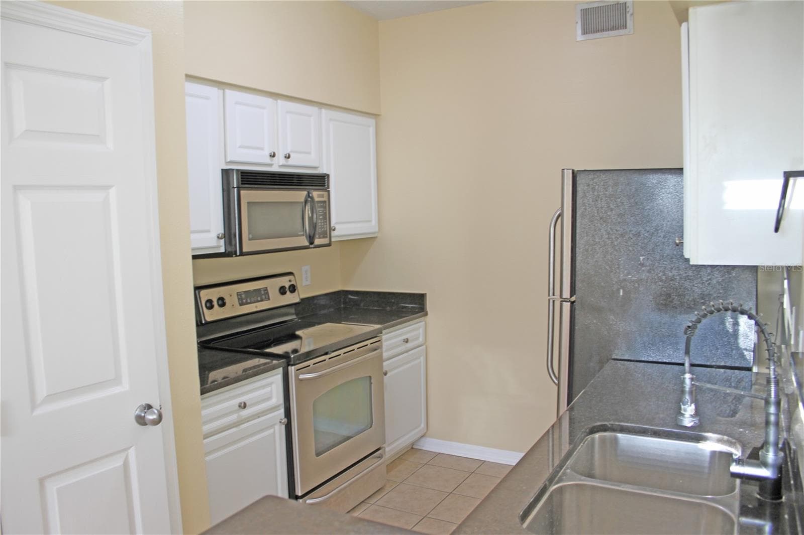 Kitchen - 1910 E PALM AVE #9201, TAMPA