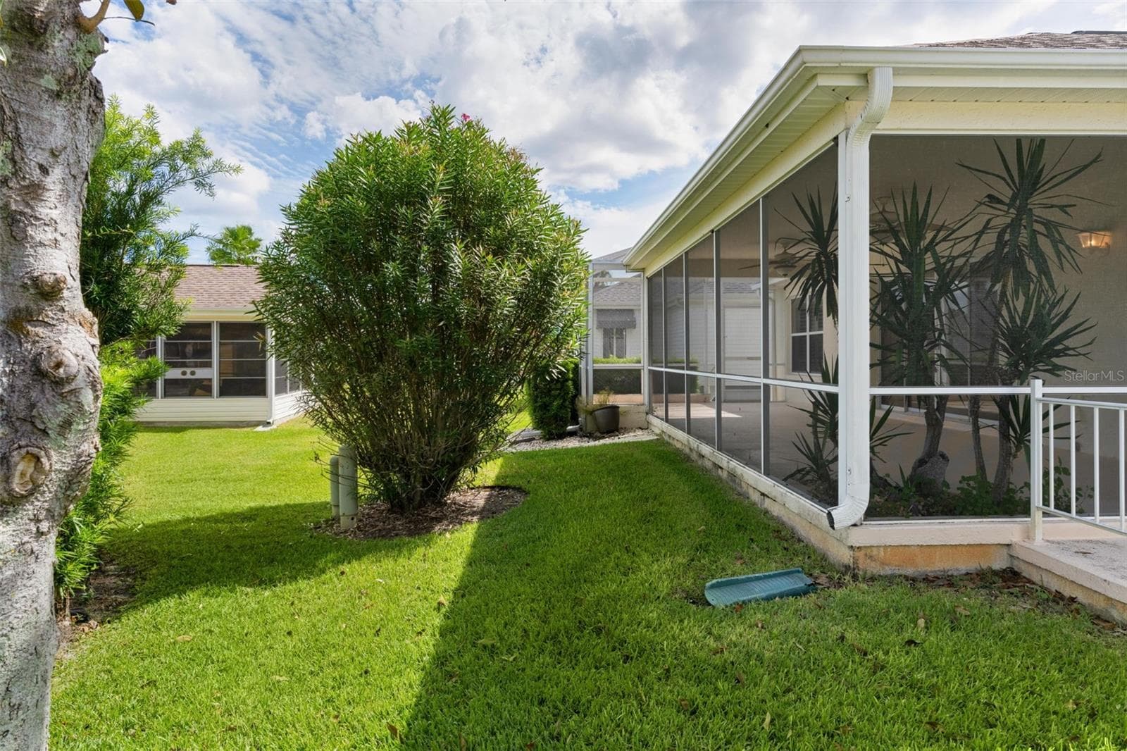 Single Family Residence at 2105 SUAREZ CT, THE VILLAGES, photo 13 of 49