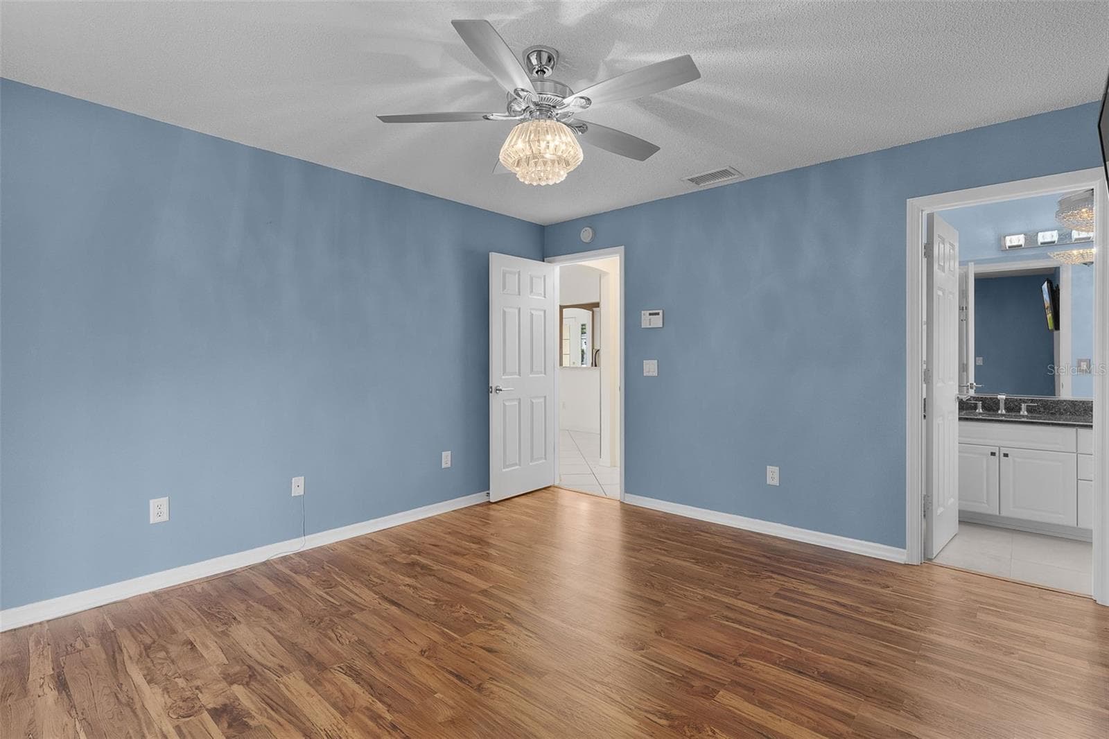 Single Family Residence at 2105 SUAREZ CT, THE VILLAGES, photo 33 of 49