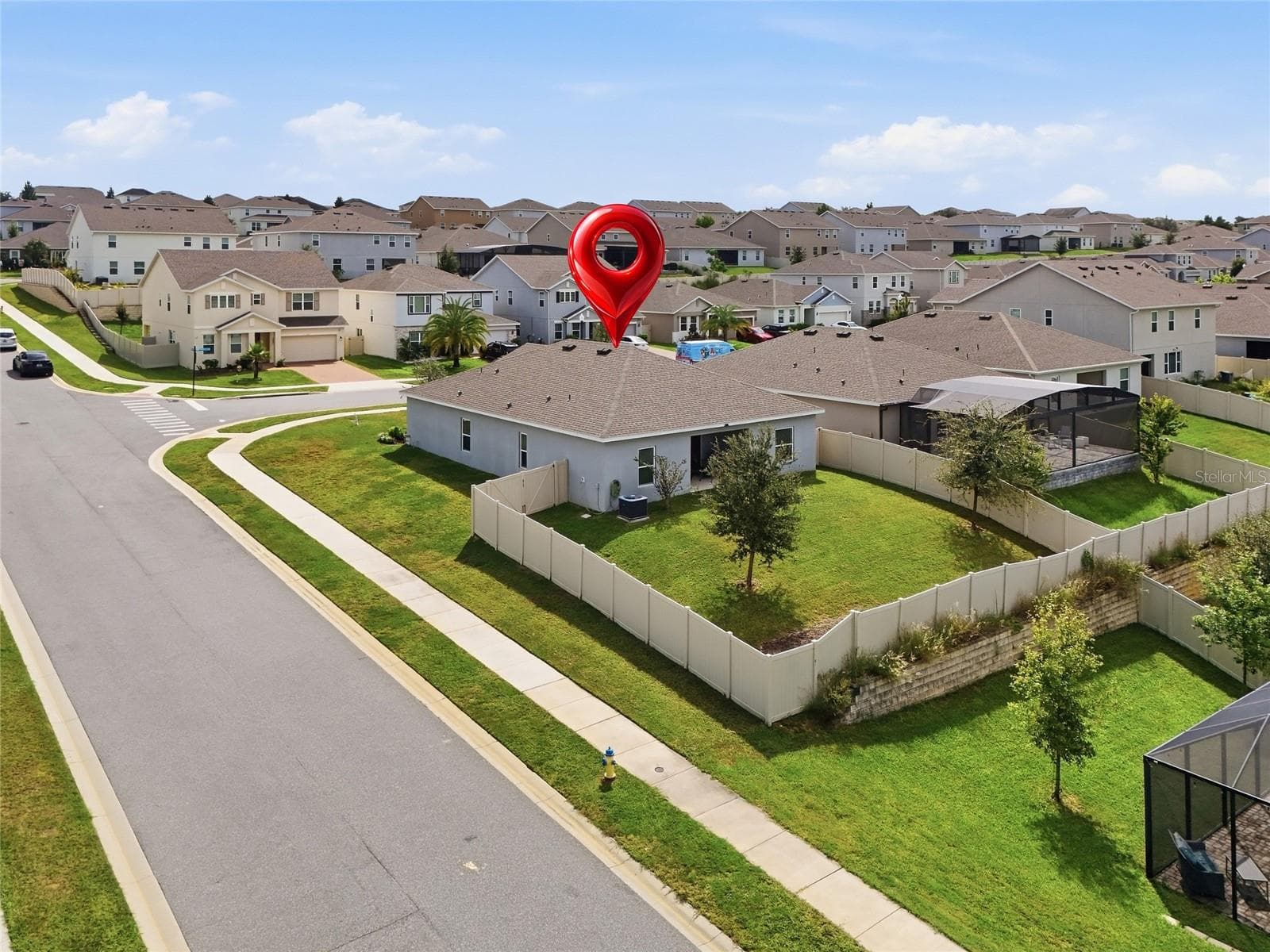Single Family Residence at 623 BELLINGHAM WAY, MINNEOLA, photo 5 of 48
