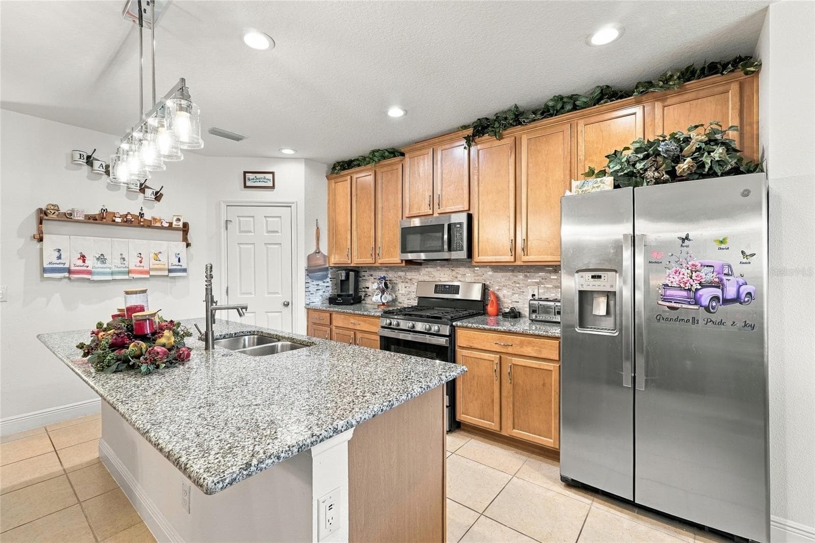 Single Family Residence at 623 BELLINGHAM WAY, MINNEOLA, photo 19 of 48