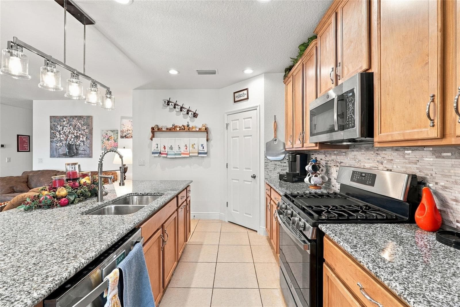 Single Family Residence at 623 BELLINGHAM WAY, MINNEOLA, photo 22 of 48