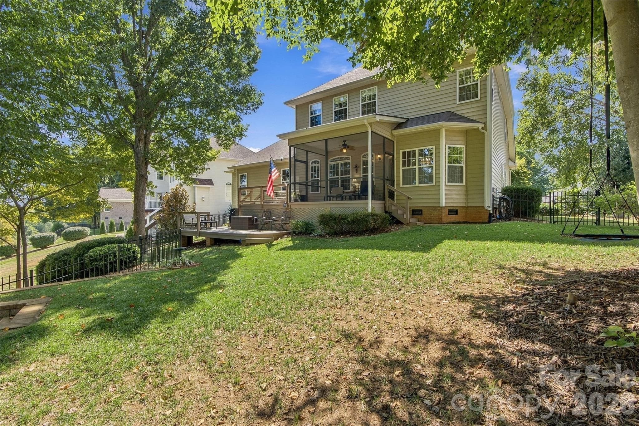 Single Family Residence at 1550 Valhalla Drive, Denver, photo 36 of 41