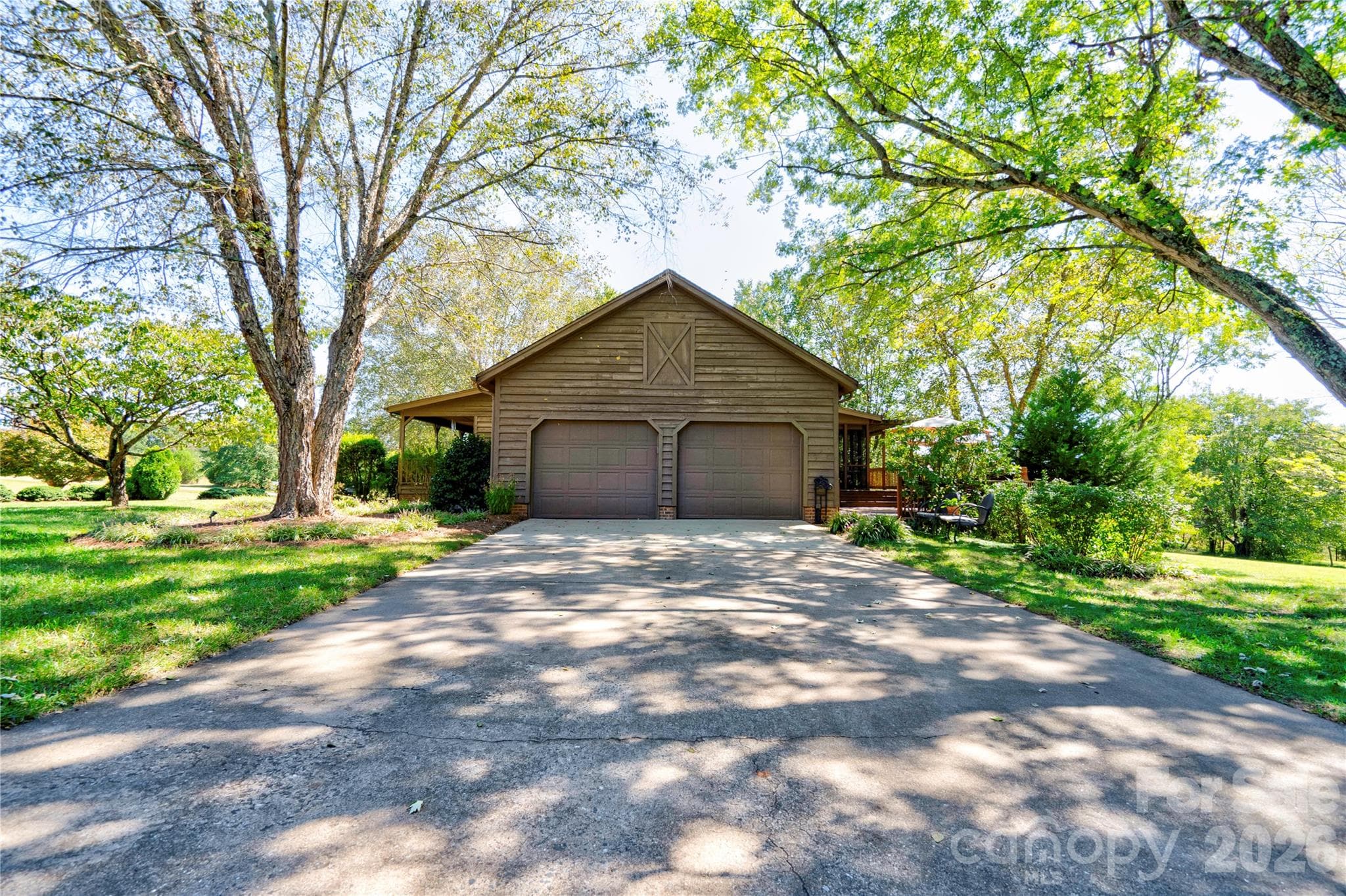 Double Car Garage - 225 Hicks Hill Road, Lawndale