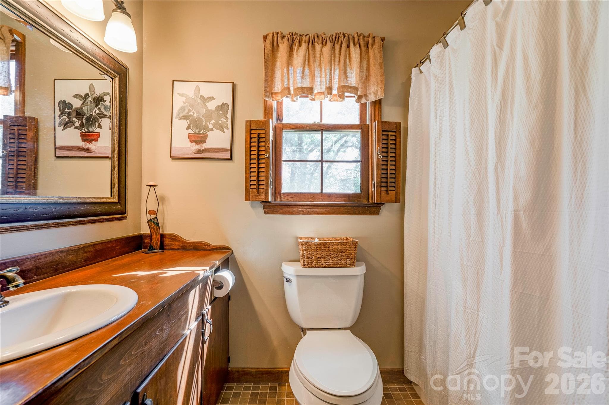 Primary Bathroom - 225 Hicks Hill Road, Lawndale