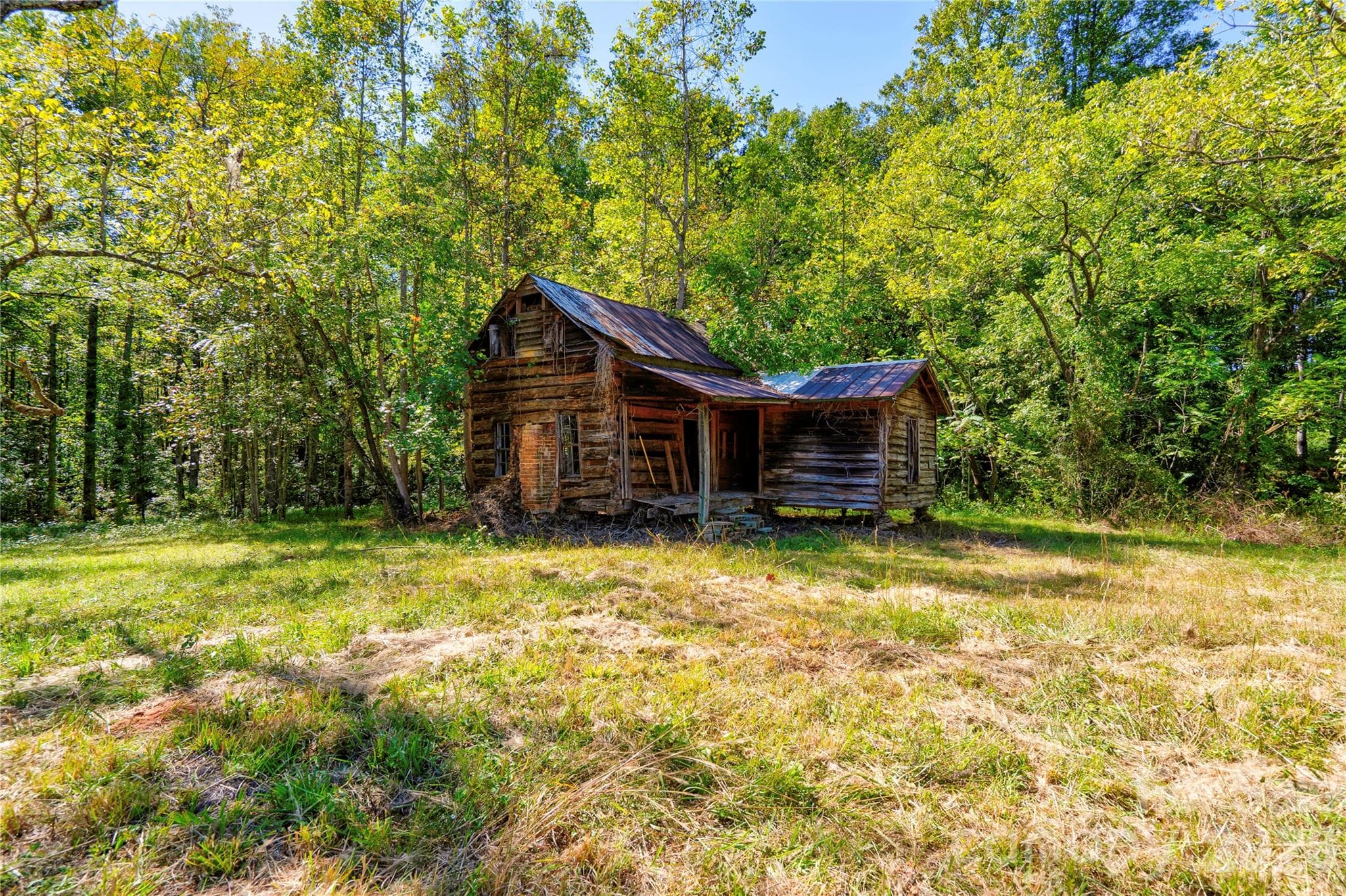 Historic Cabin - 225 Hicks Hill Road, Lawndale