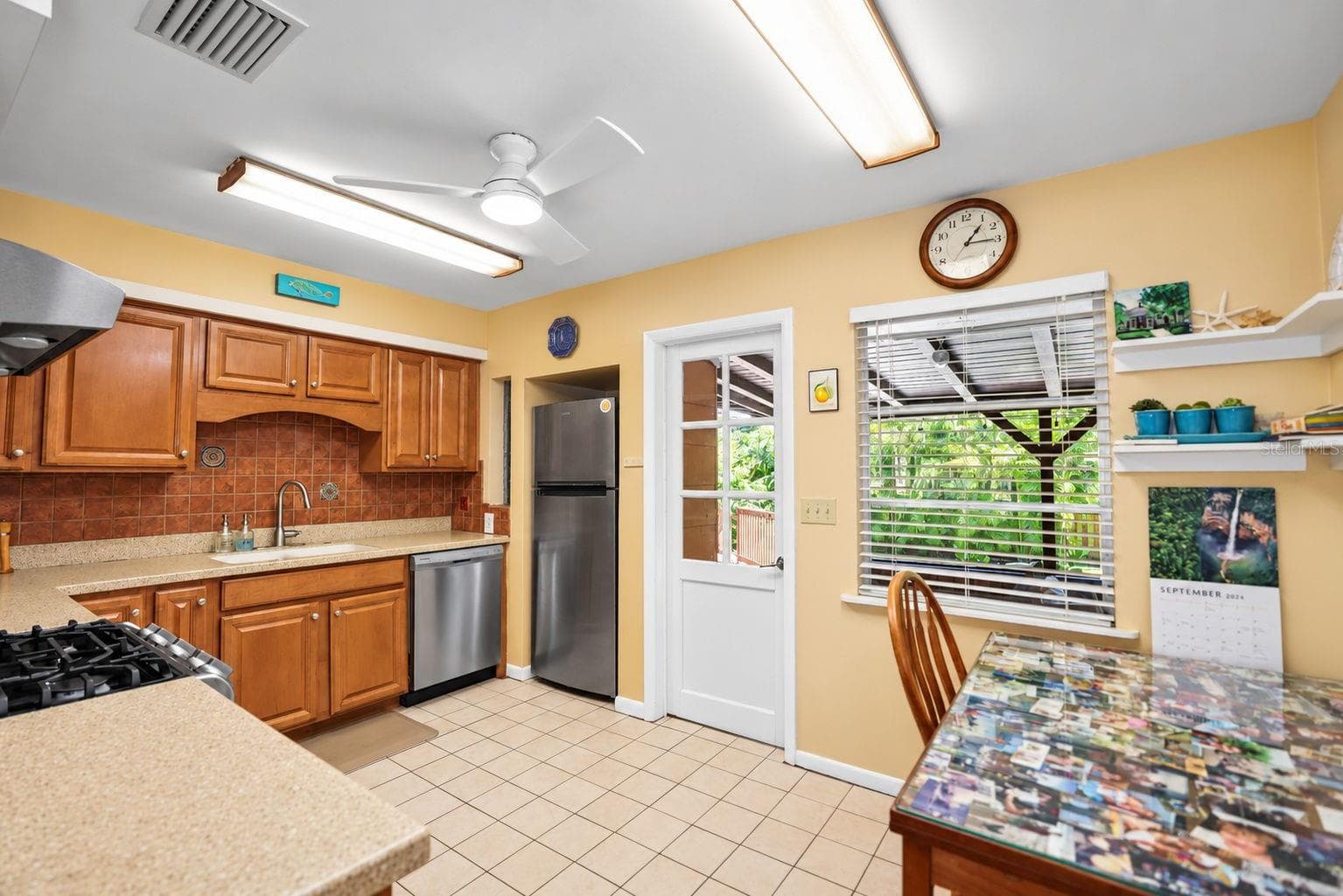 Single Family Residence at 1725 SAN MATEO DR, DUNEDIN, photo 19 of 69