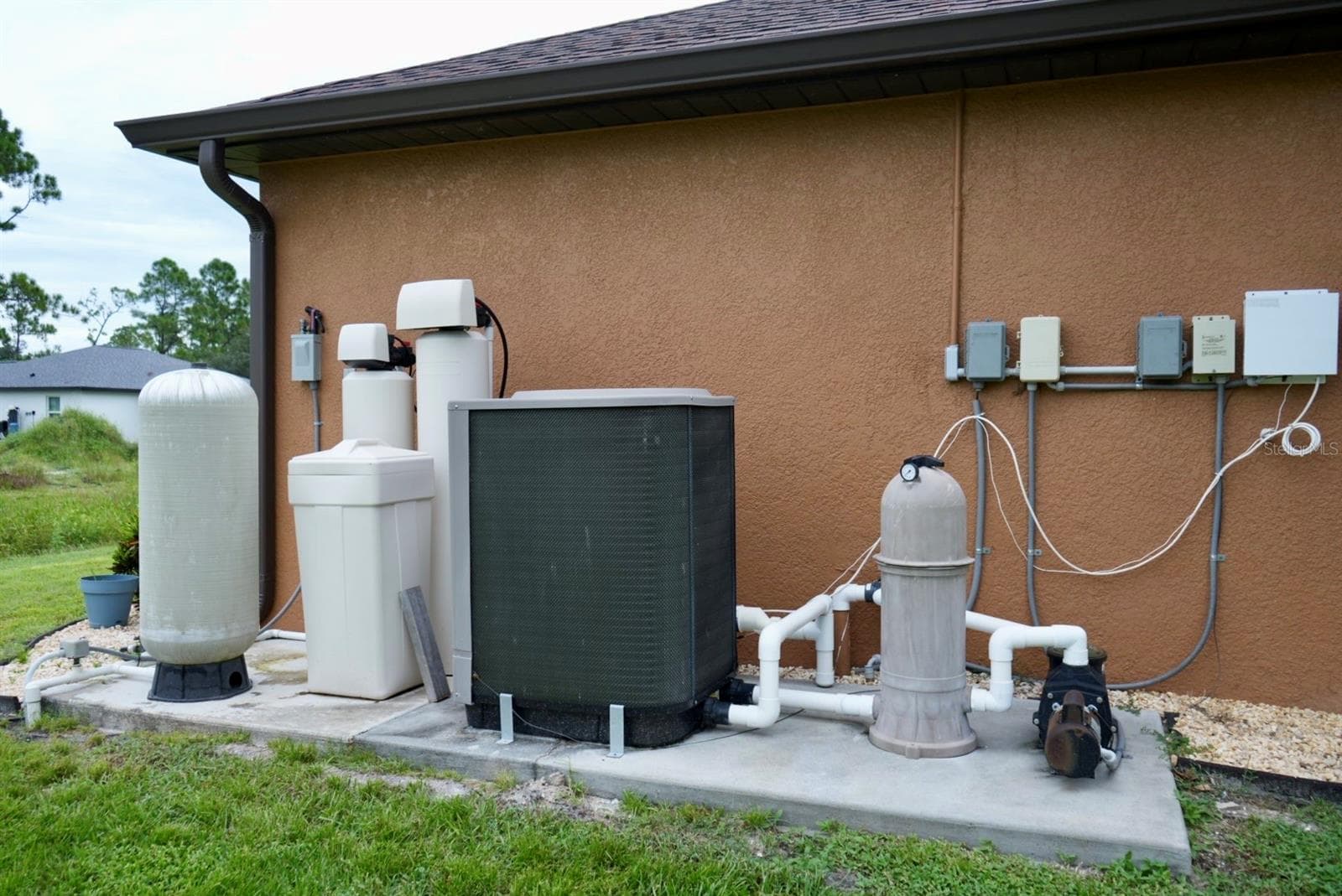 Single Family Residence at 5168 GREENHOUSE AVE, NORTH PORT, photo 8 of 34