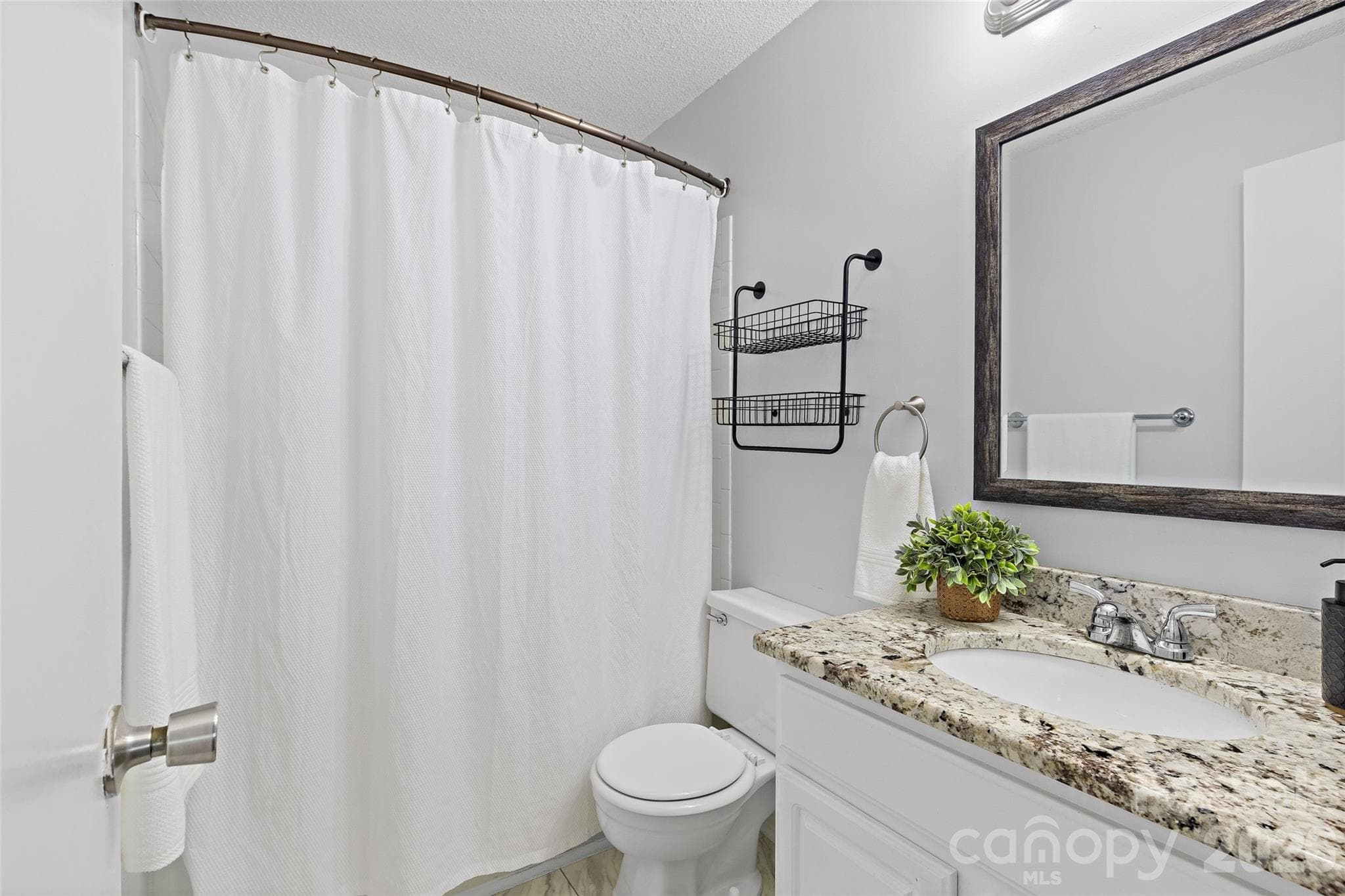 Condominium at 3009 Heathstead Place, Charlotte, photo 17 of 37