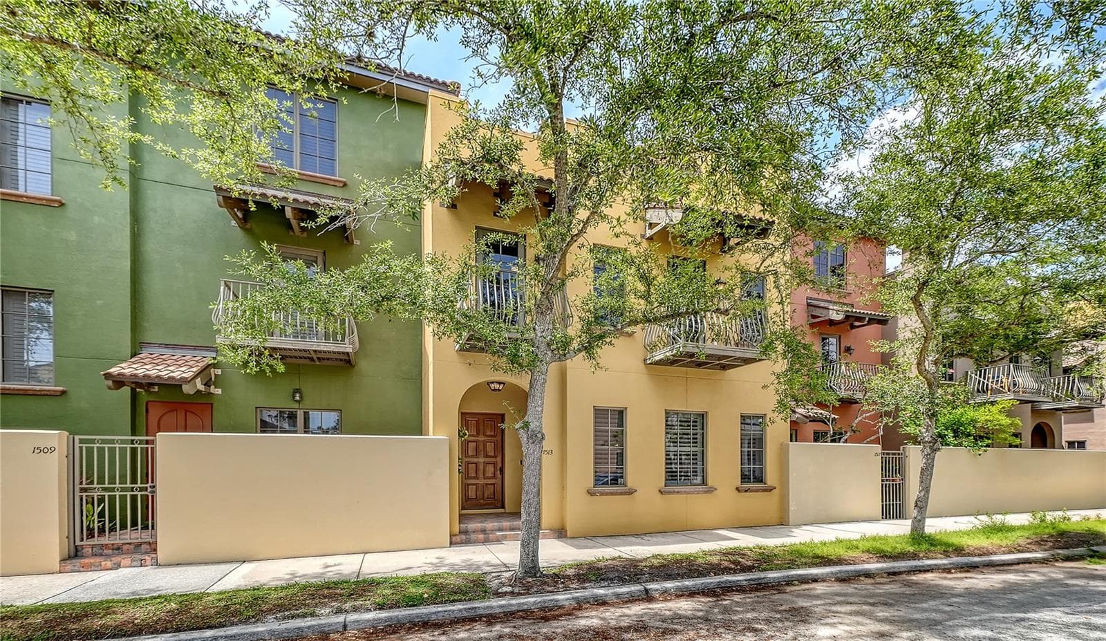 Townhouse at 1513 OAK ST #18, SARASOTA, photo 2 of 50