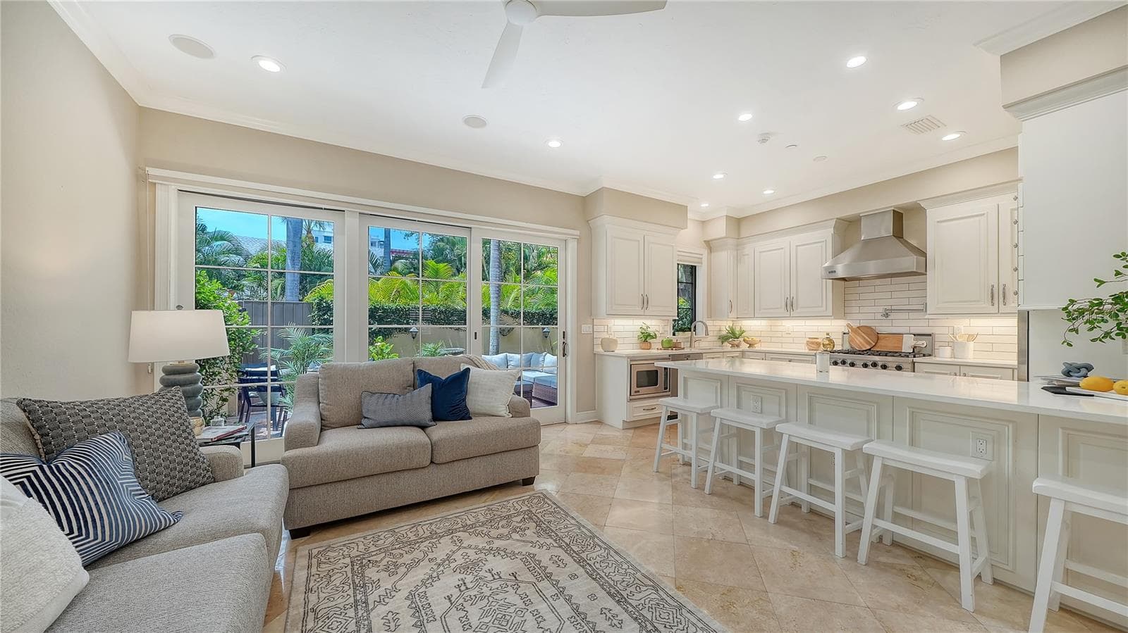 Townhouse at 1513 OAK ST #18, SARASOTA, photo 14 of 50