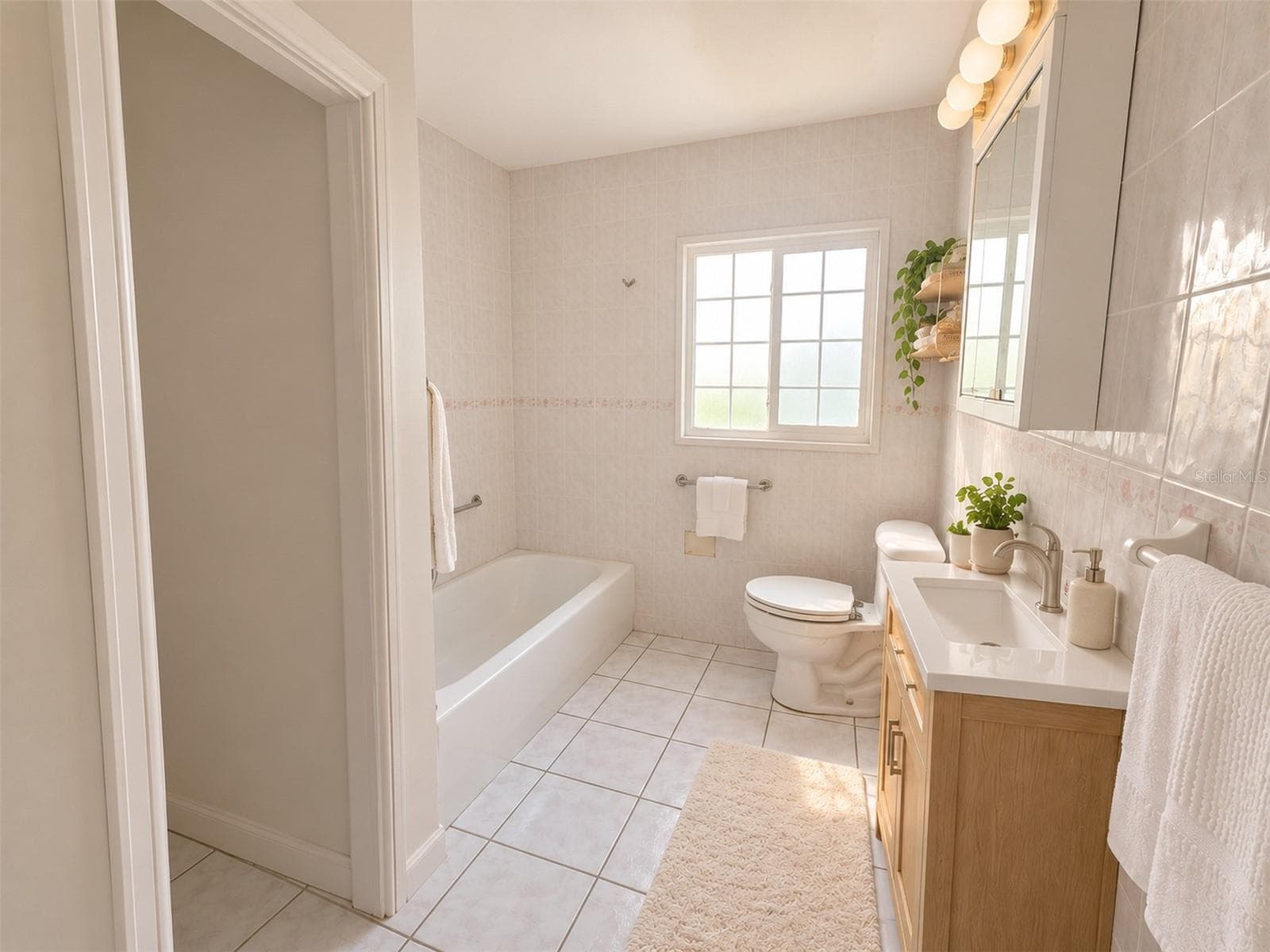 Virtual Rehab - 13401 1ST ST E, MADEIRA BEACH