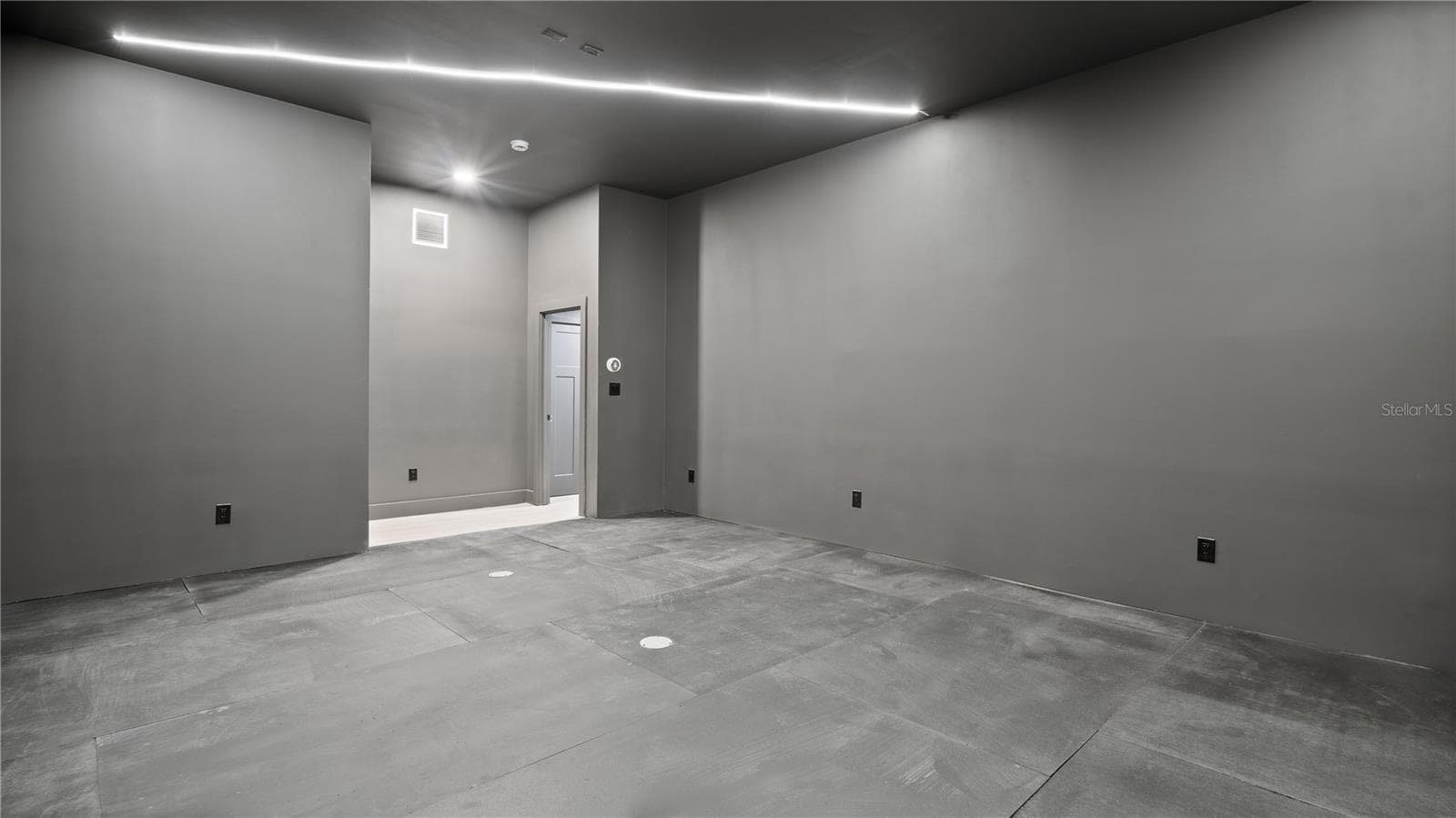 Single Family Residence at 1447 BIRD RD, WINTER SPRINGS, photo 56 of 100