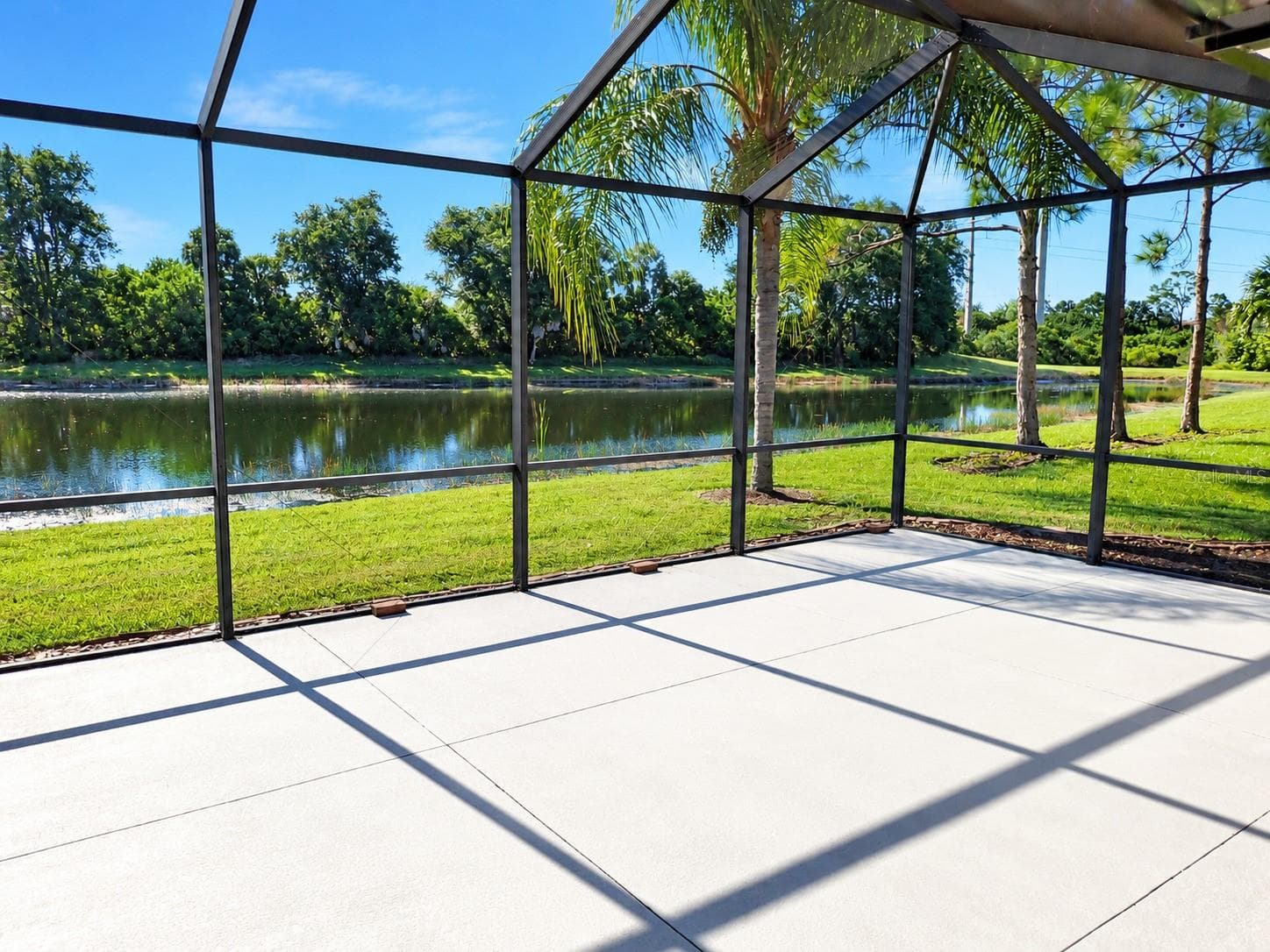 Single Family Residence at 11500 DANCING RIVER DR, VENICE, photo 7 of 14