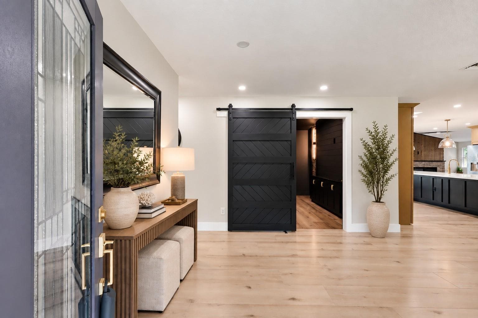 Entry - 1411 70TH ST NW, BRADENTON