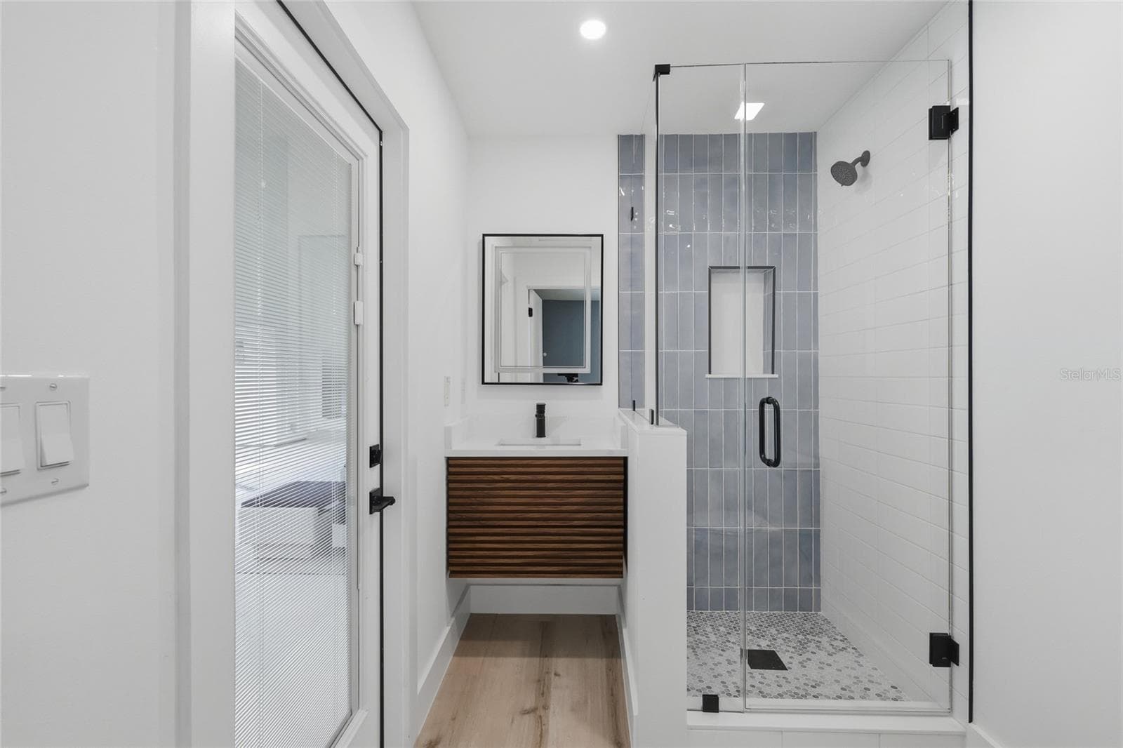 3rd Bathroom with walk in shower - 1411 70TH ST NW, BRADENTON