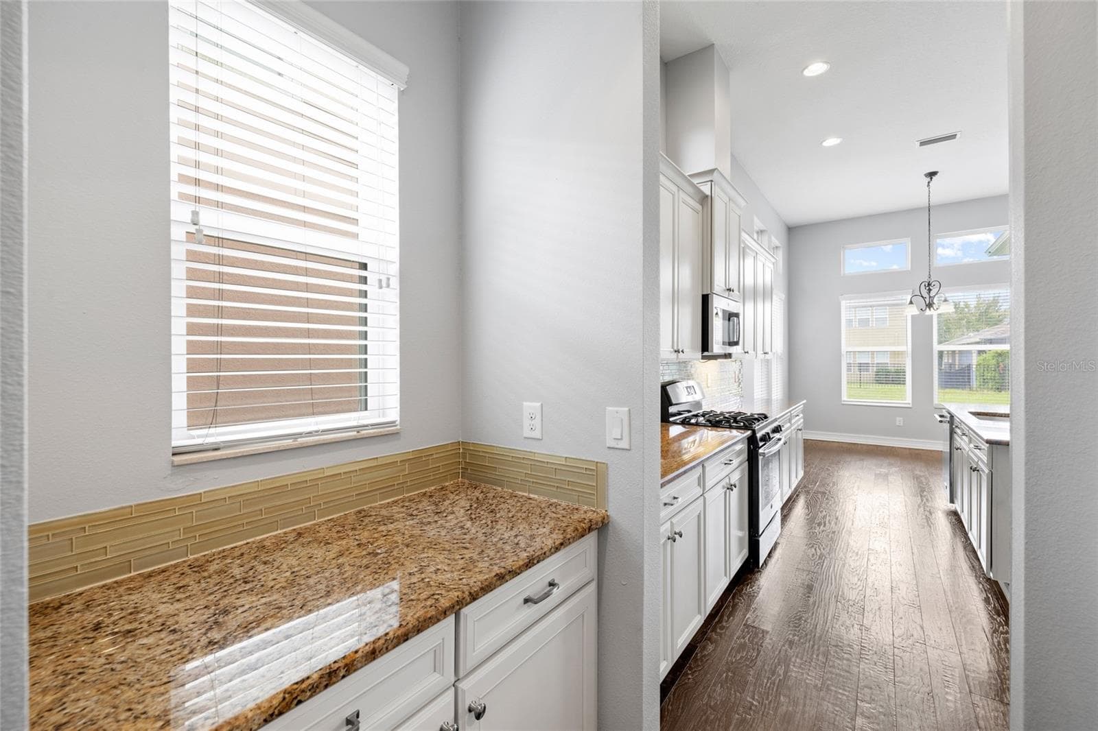 Buttlers Pantry - 5914 SHELL RIDGE DR, LITHIA
