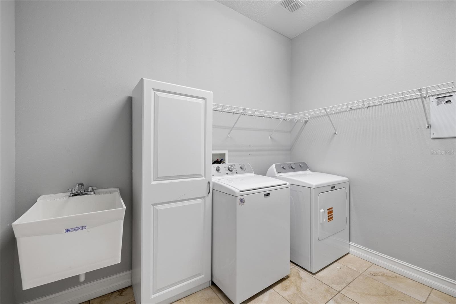 Laundry Room - 5914 SHELL RIDGE DR, LITHIA