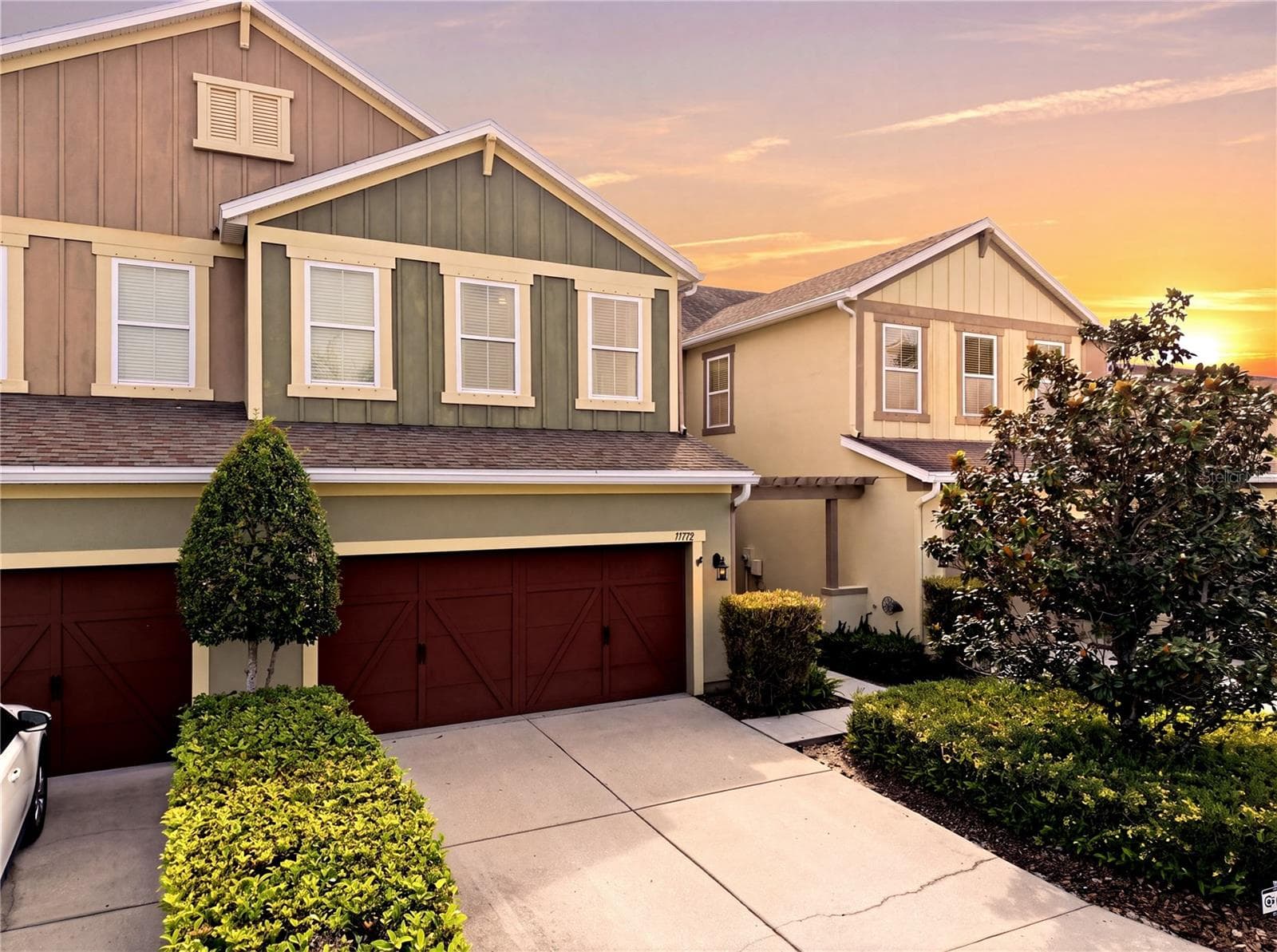 Front view - 11722 CASA LAGO LN, TAMPA