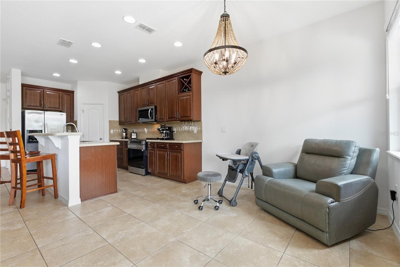 Kitchen - 11722 CASA LAGO LN, TAMPA