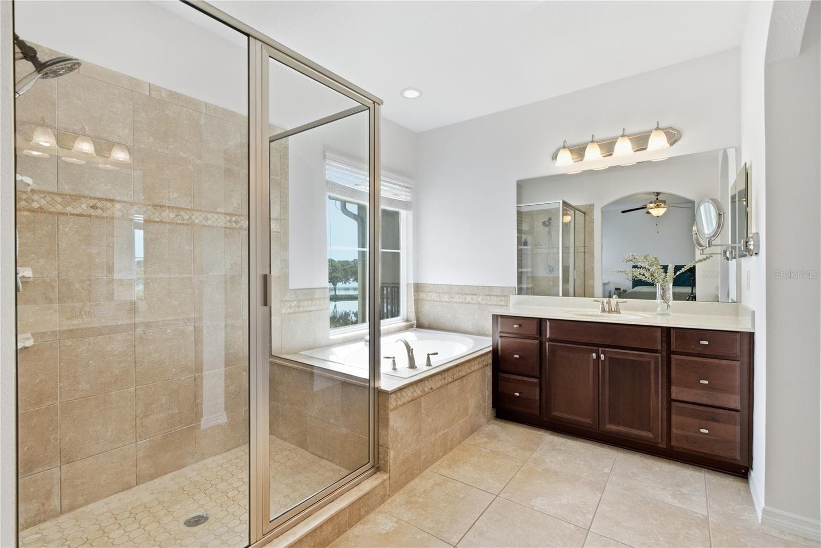 Primary bathroom - 11722 CASA LAGO LN, TAMPA