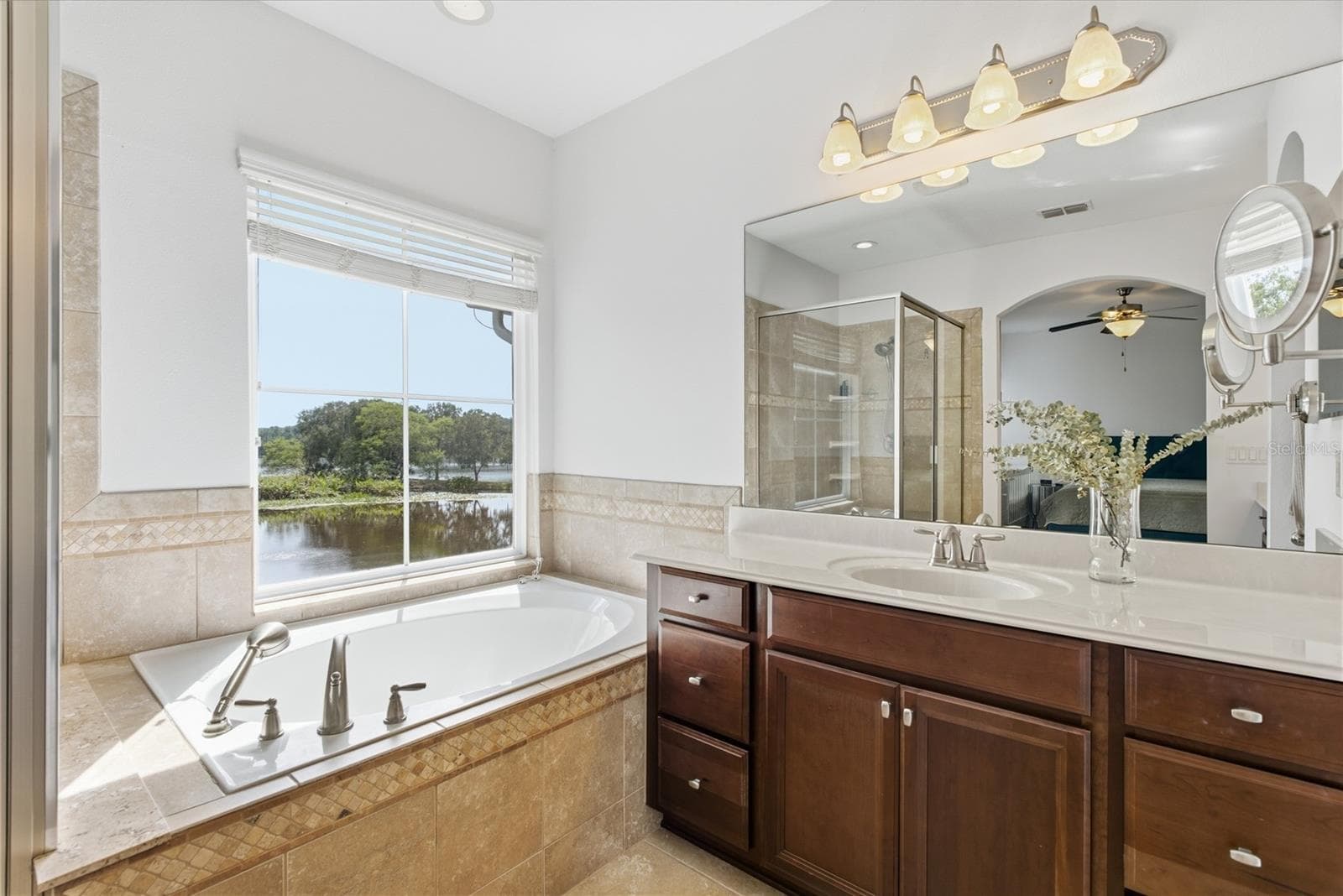 Primary bathroom - 11722 CASA LAGO LN, TAMPA