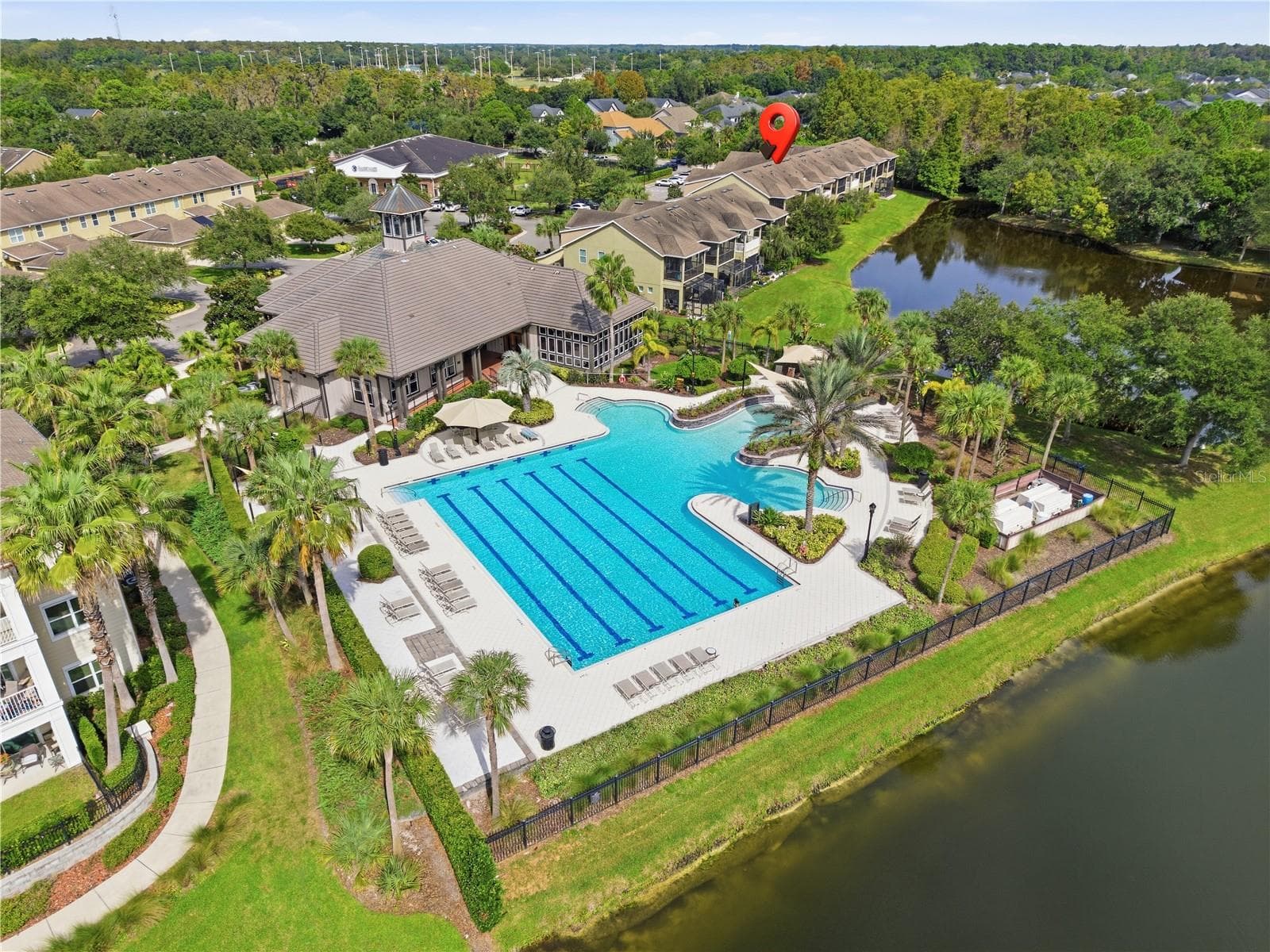 Clubhouse and pool - 11722 CASA LAGO LN, TAMPA