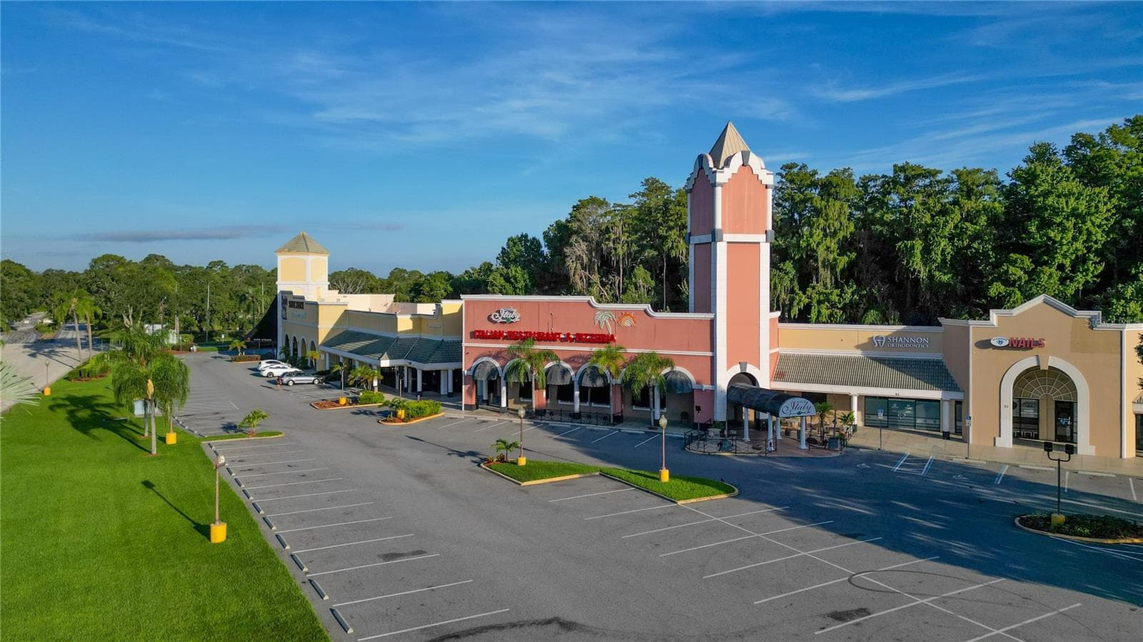 Restaurant at KISSIMMEE, photo 2 of 14