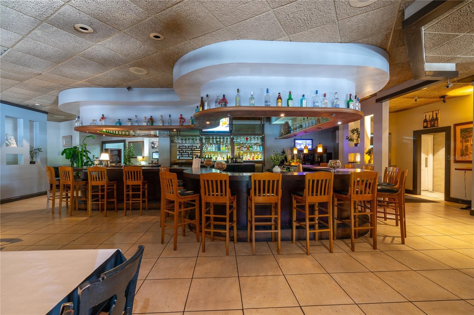 Restaurant at KISSIMMEE, photo 9 of 14