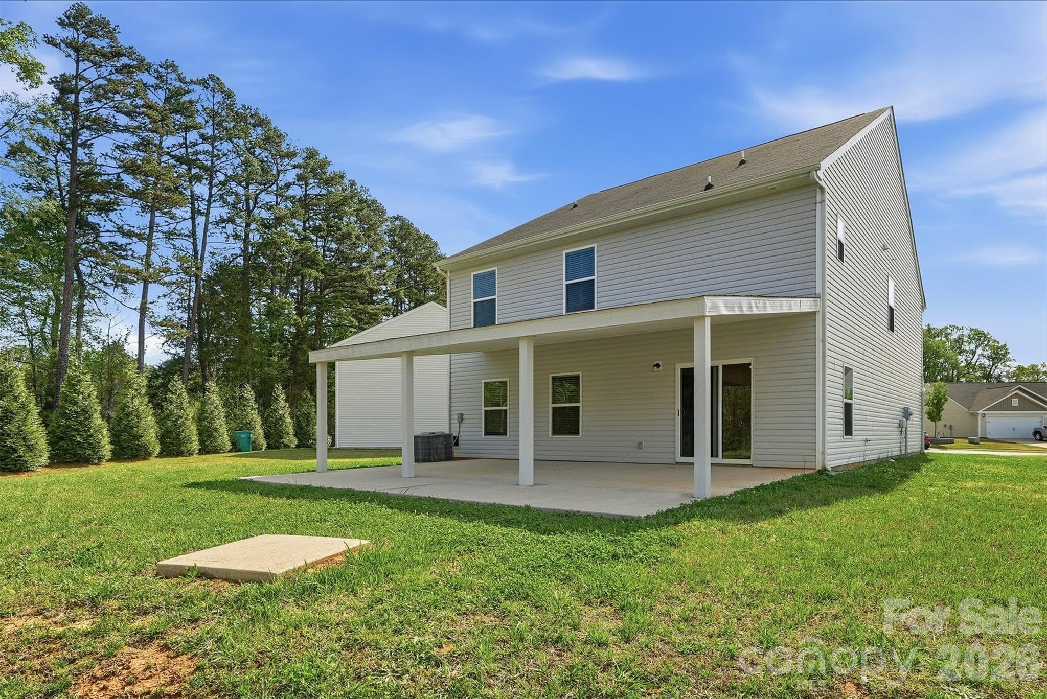 Huge Covered Back Patio - Salisbury