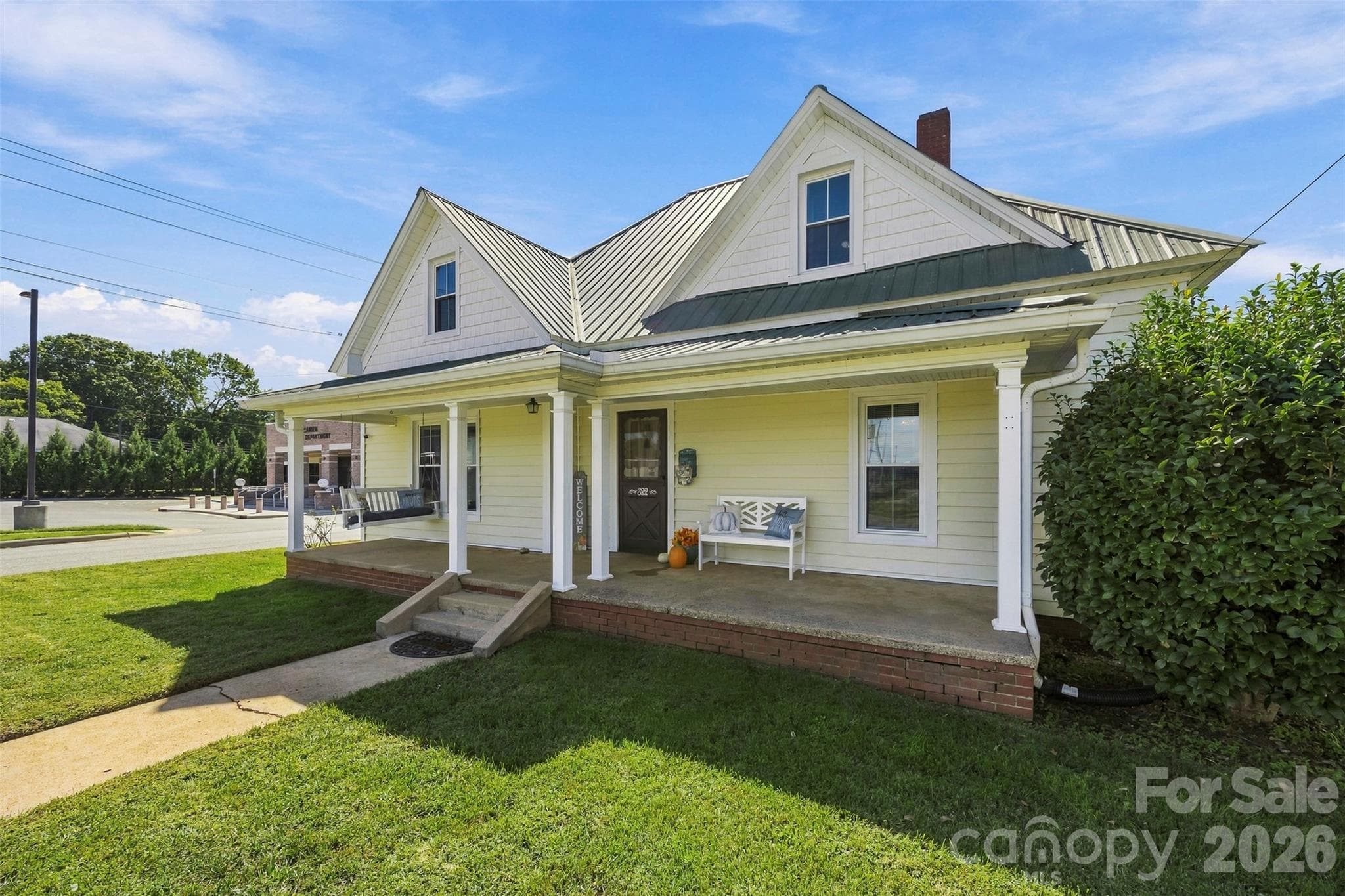 Single Family Residence at 322 E Main Street, Maiden, photo 29 of 30