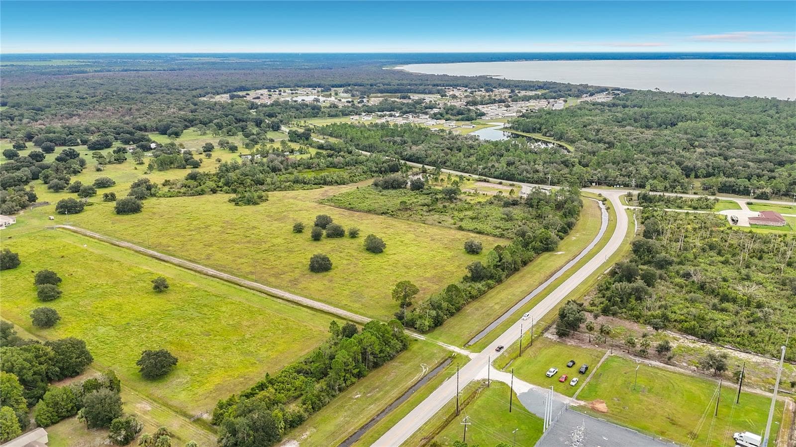 Mixed Use at 10721 LEISURE LN E, LAKE WALES, photo 4 of 52
