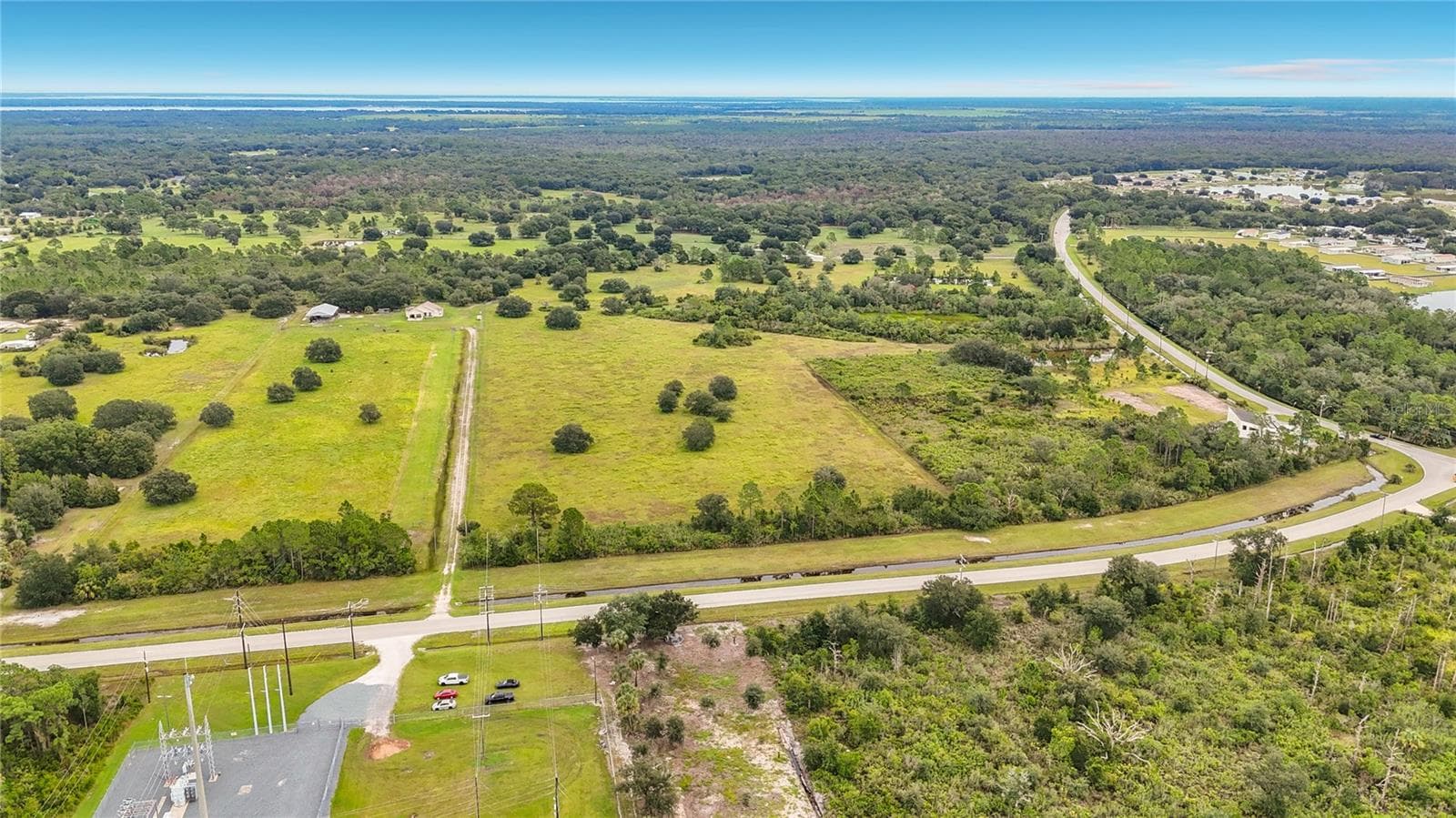 Mixed Use at 10721 LEISURE LN E, LAKE WALES, photo 6 of 52