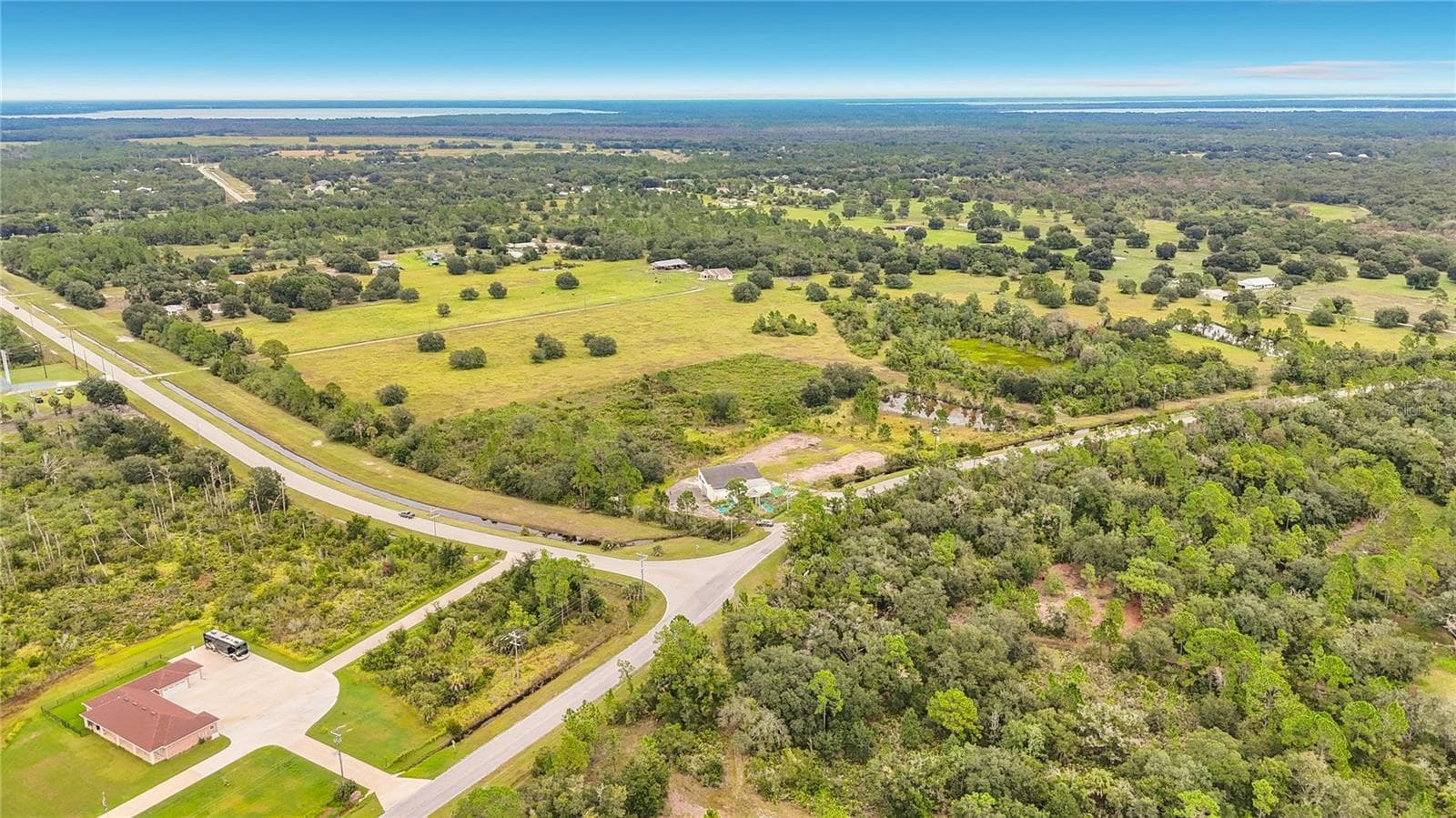 Mixed Use at 10721 LEISURE LN E, LAKE WALES, photo 9 of 52