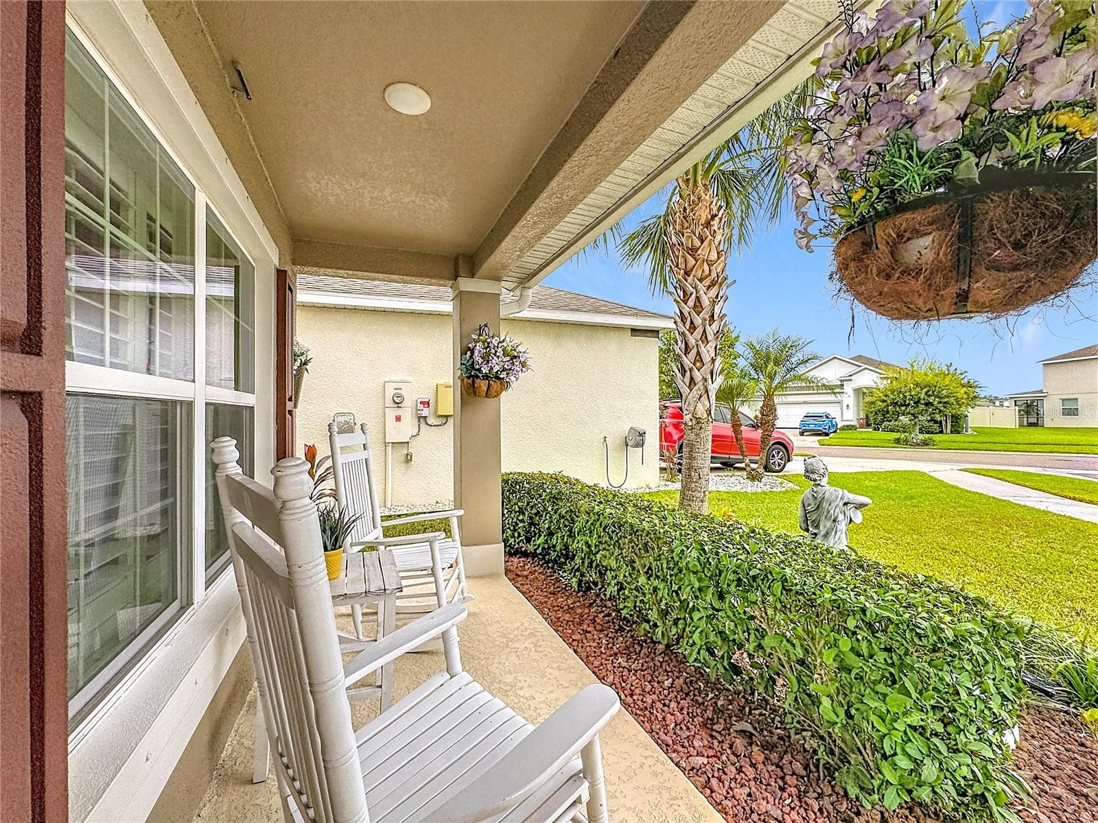 Single Family Residence at 16712 MOONER PLANK CIR, WIMAUMA, photo 4 of 57