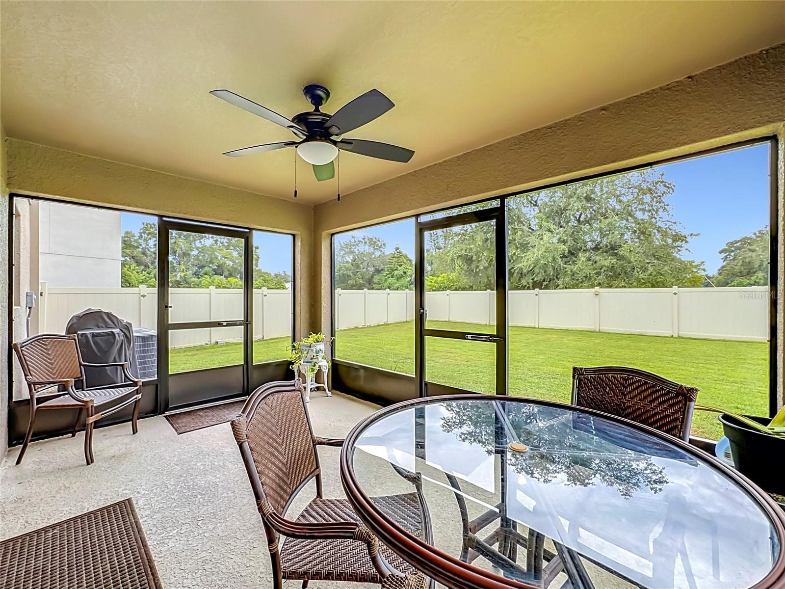 Single Family Residence at 16712 MOONER PLANK CIR, WIMAUMA, photo 37 of 57