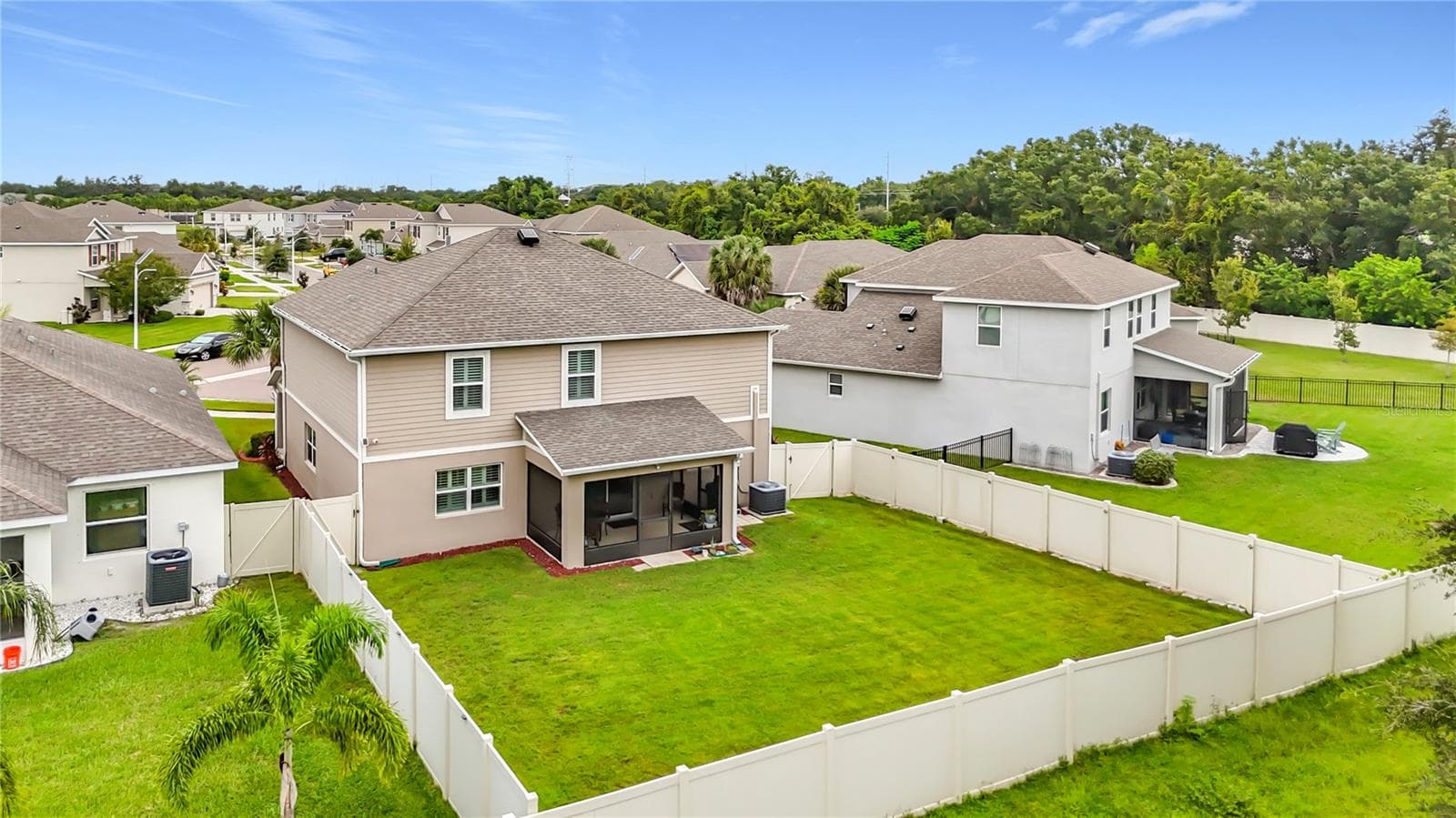 Single Family Residence at 16712 MOONER PLANK CIR, WIMAUMA, photo 39 of 57