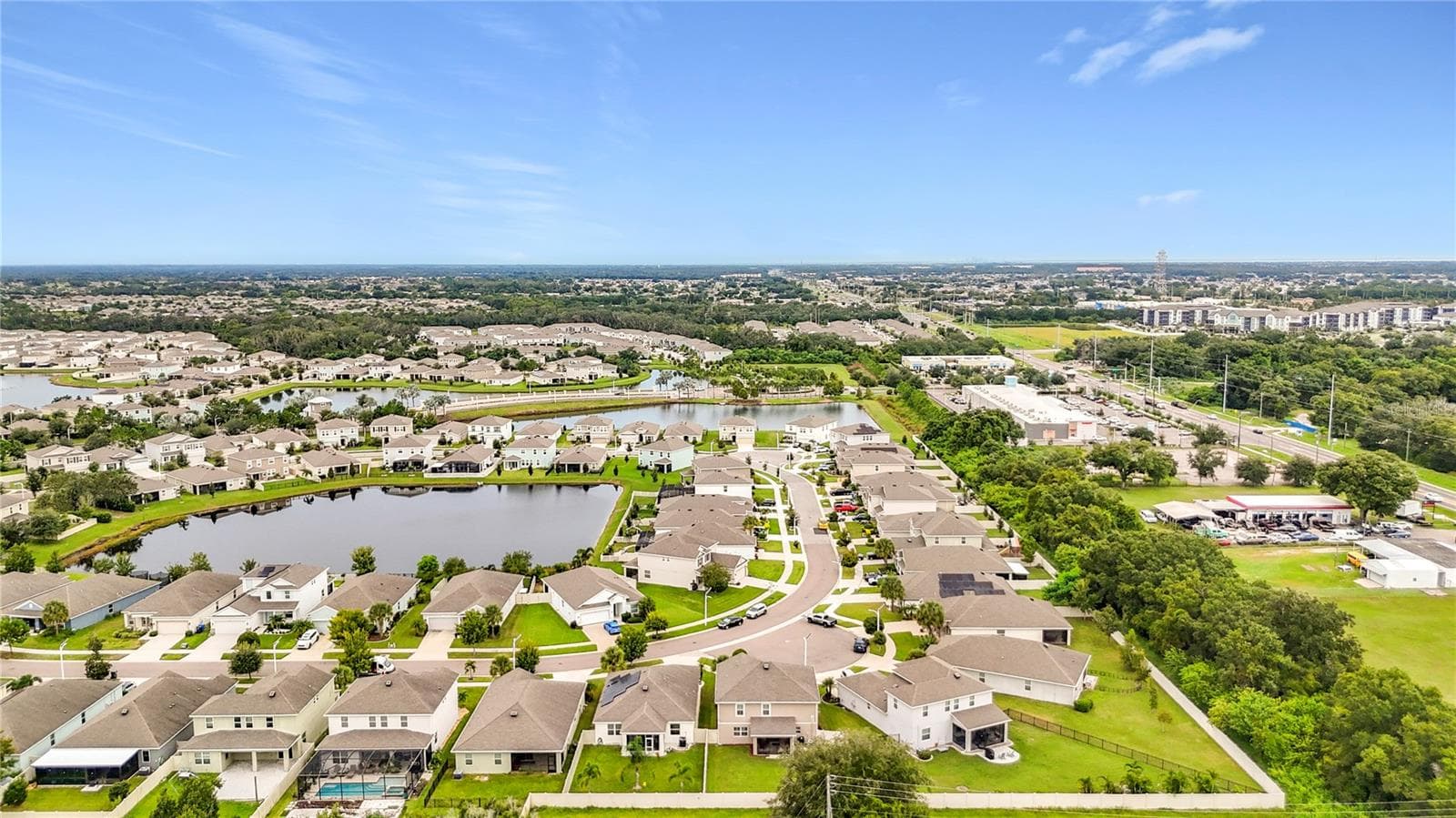 Single Family Residence at 16712 MOONER PLANK CIR, WIMAUMA, photo 42 of 57