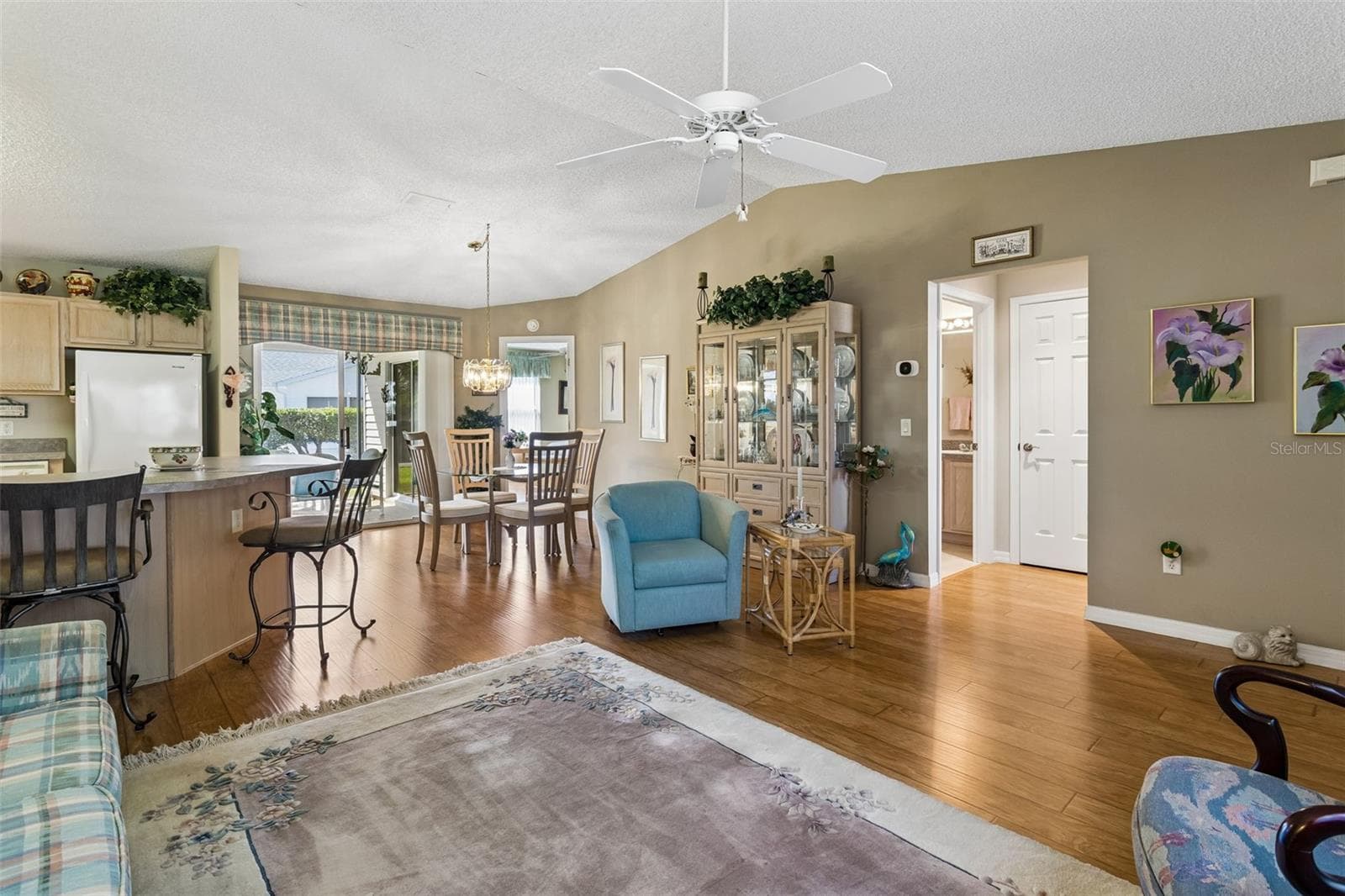 Single Family Residence at 1319 CARVELLO DR, THE VILLAGES, photo 3 of 15