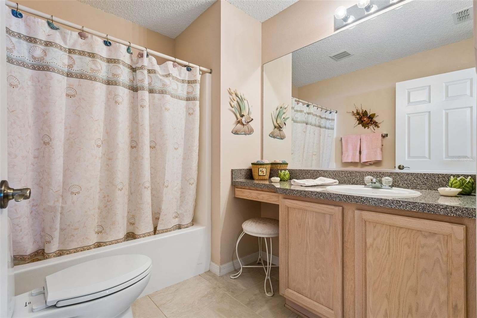 Single Family Residence at 1319 CARVELLO DR, THE VILLAGES, photo 12 of 15