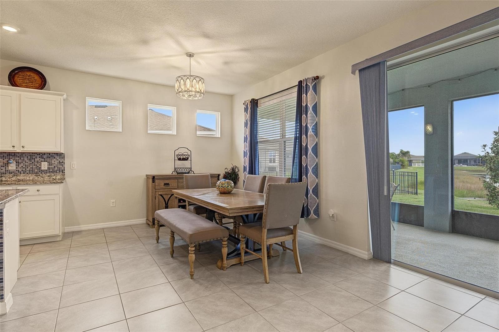 Single Family Residence at 13338 WATERLEAF GARDEN CIR, RIVERVIEW, photo 16 of 66
