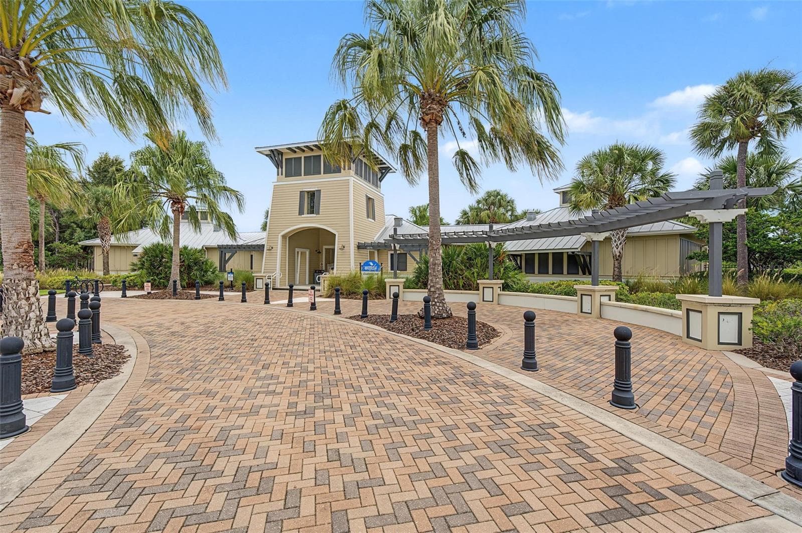 Single Family Residence at 13338 WATERLEAF GARDEN CIR, RIVERVIEW, photo 44 of 66