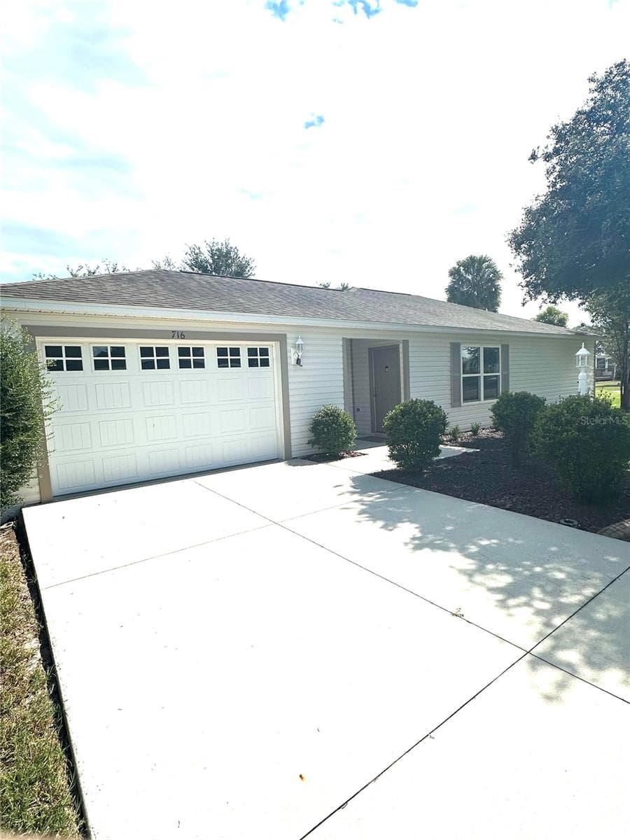 716 TRUMAN AVE
