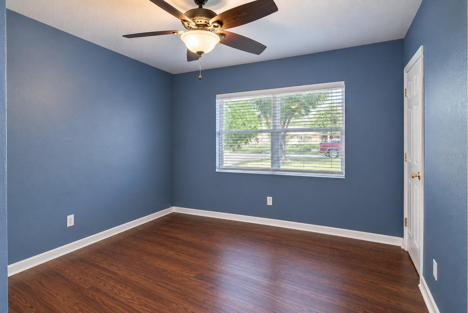 Single Family Residence at 800 DORADO AVE, ORLANDO, photo 3 of 11